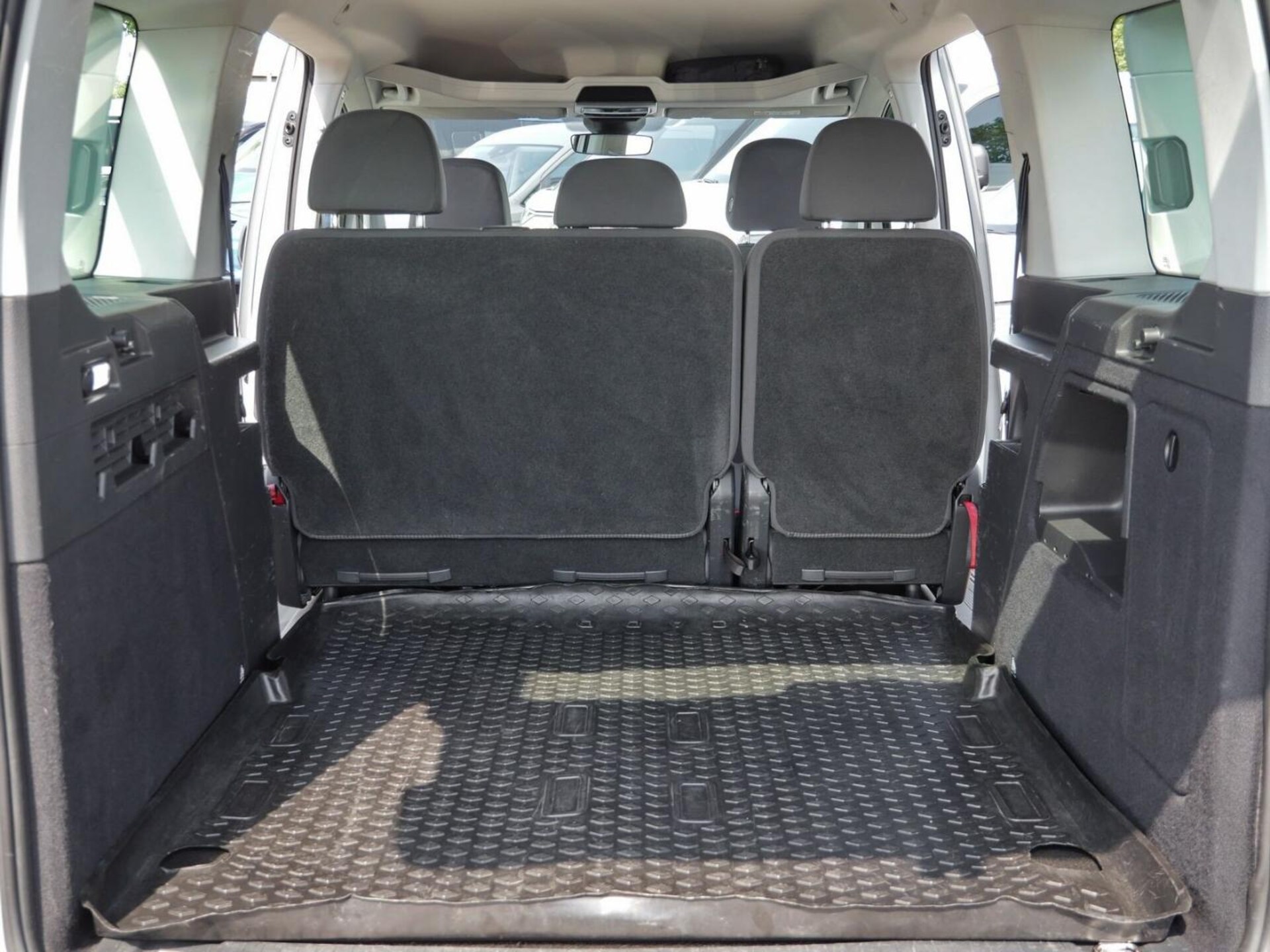 Volkswagen Caddy Maxi Kombi Basis-Modell