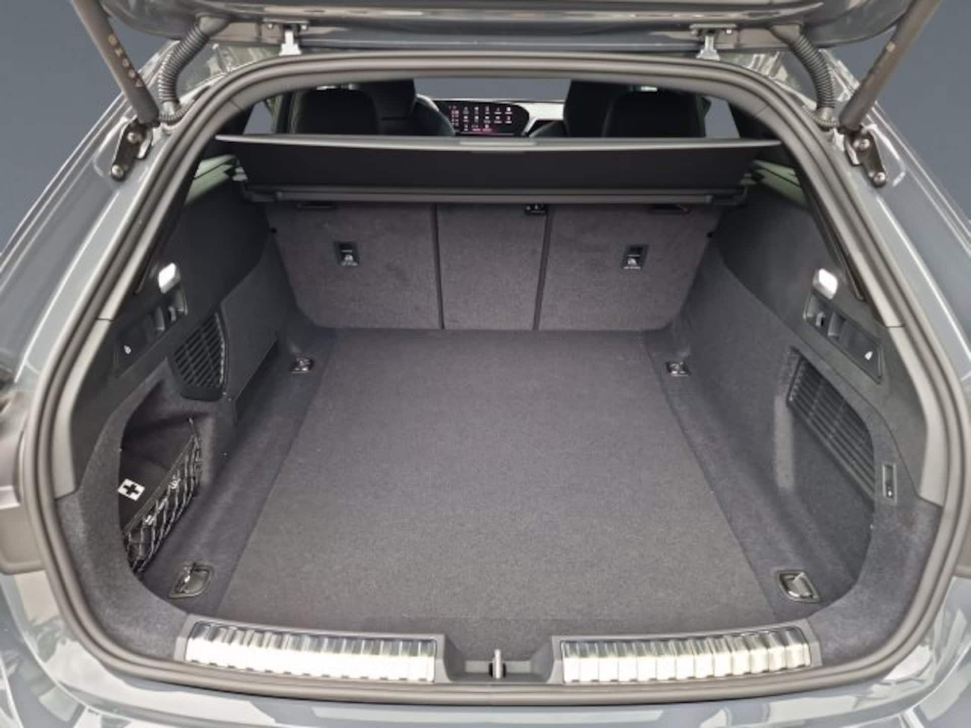 Audi A5 Avant edition one
