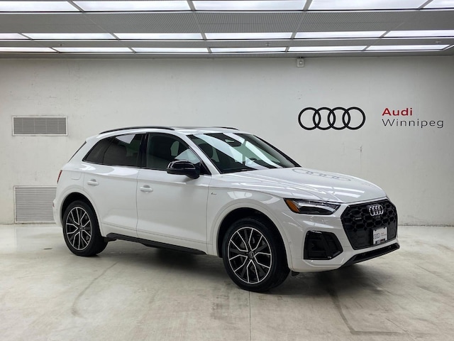 Photo of 2023 Audi Q5