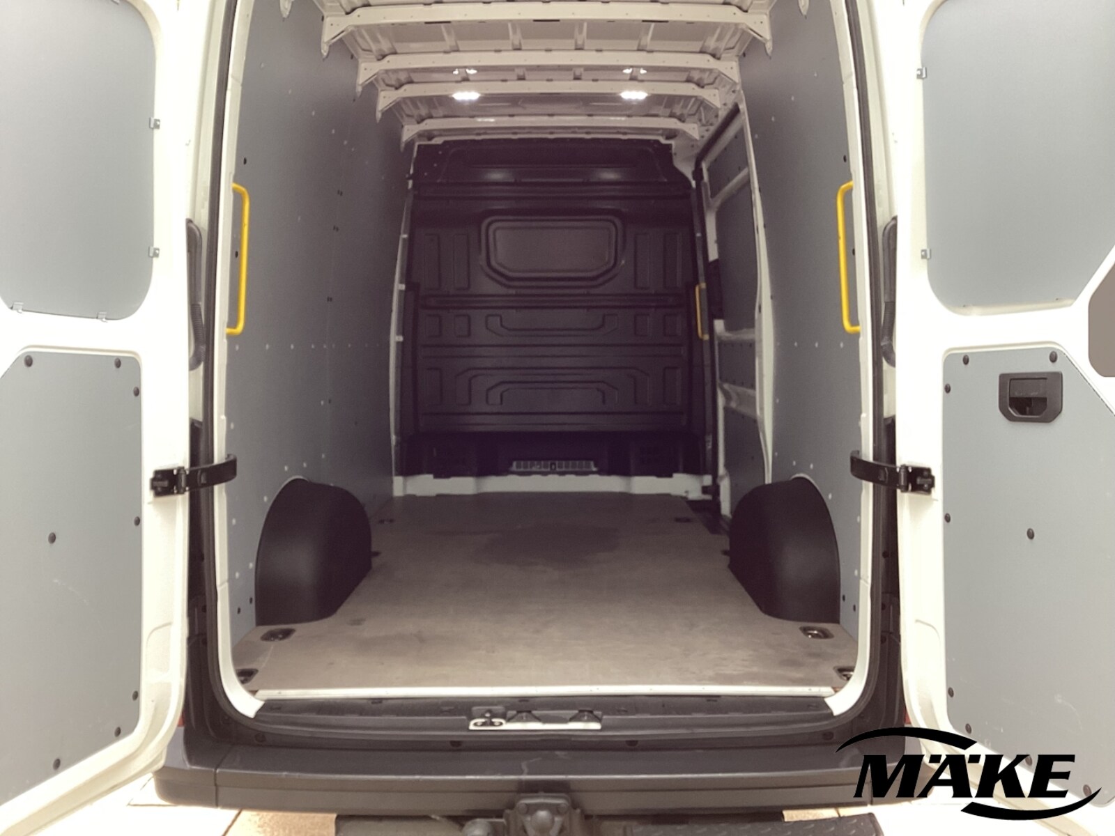 Volkswagen Crafter Kasten mittlerer Radstand – Bild 6