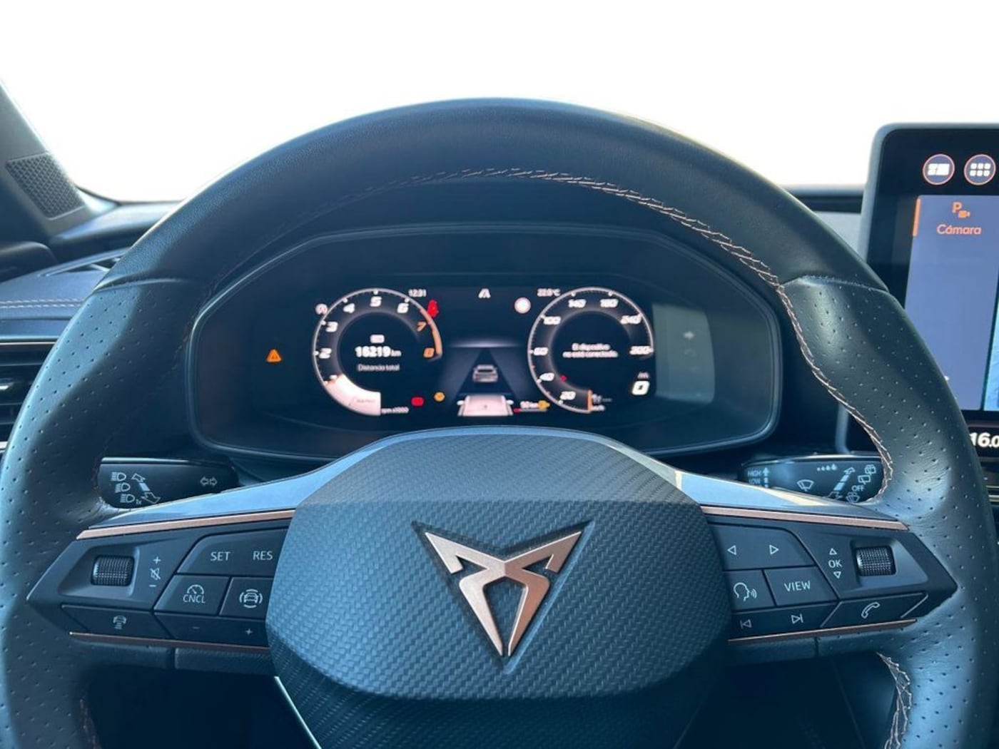 CUPRA Leon León 1.5 TSI 110 kW (150 CV) — photo 11