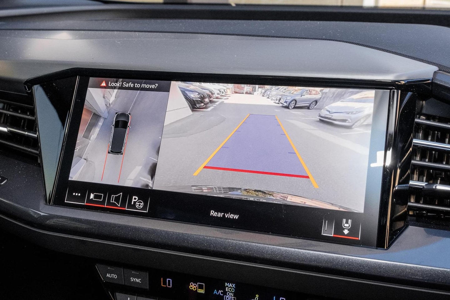 Image about Audi Q4 e-tron 55 e-tron quattro