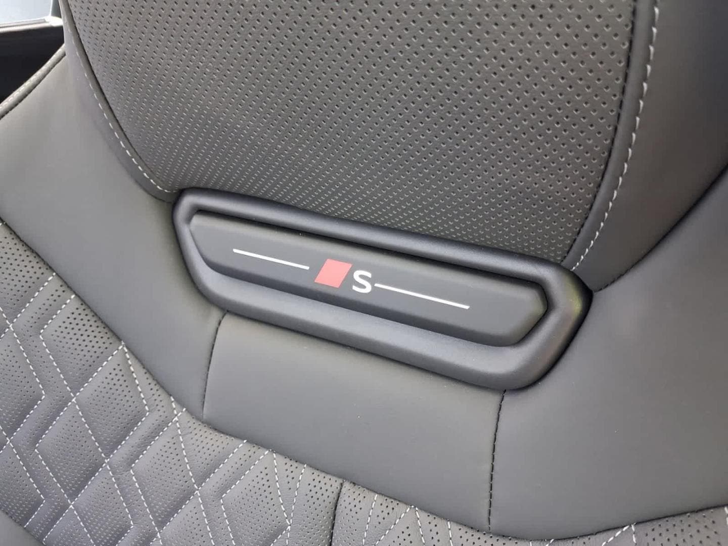 2025 Audi S5 Premium Plus - Photo 9