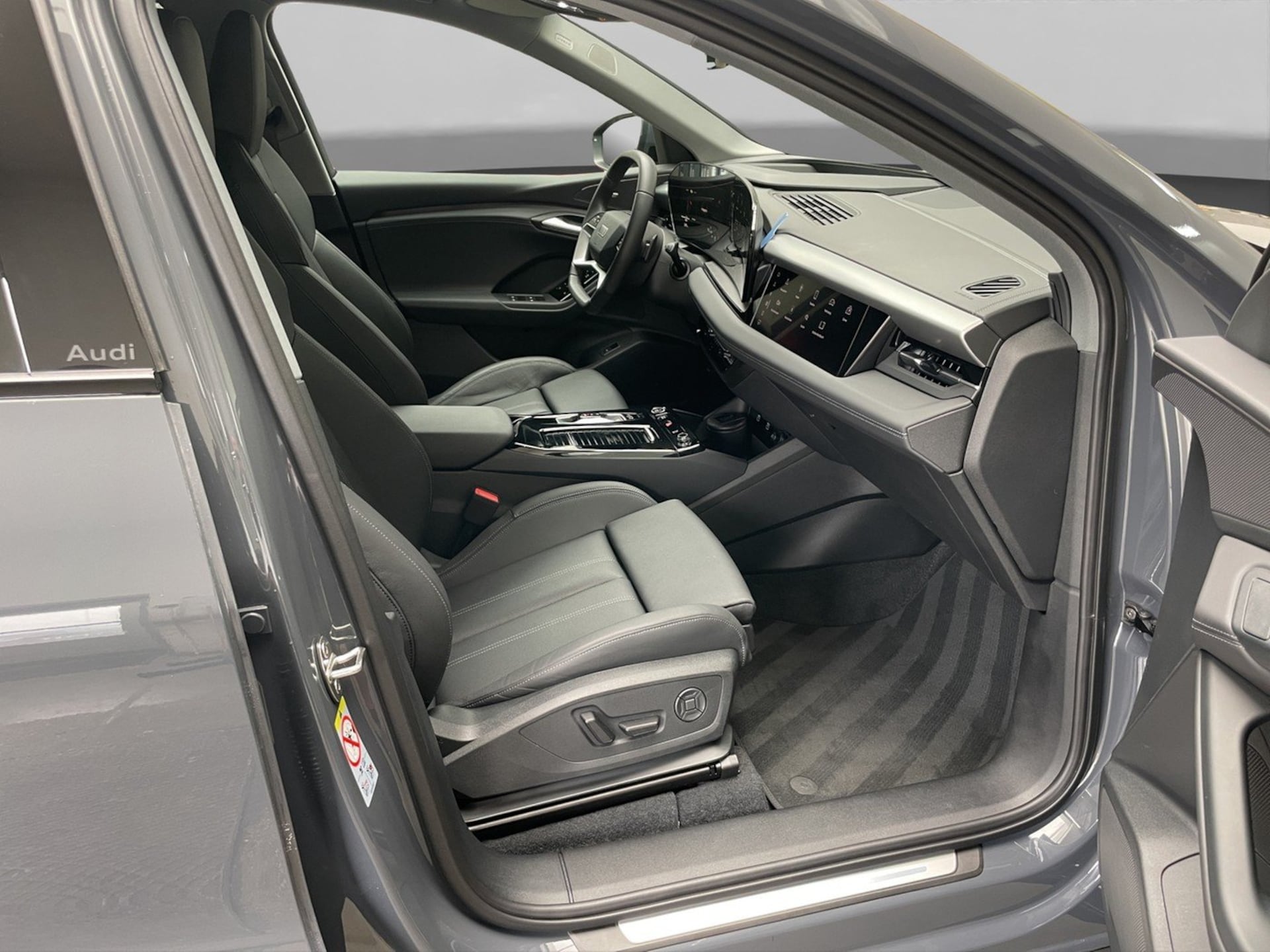 Audi Q6 SUV e-tron