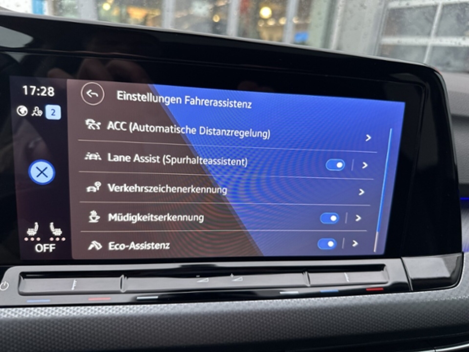 Volkswagen Golf Active