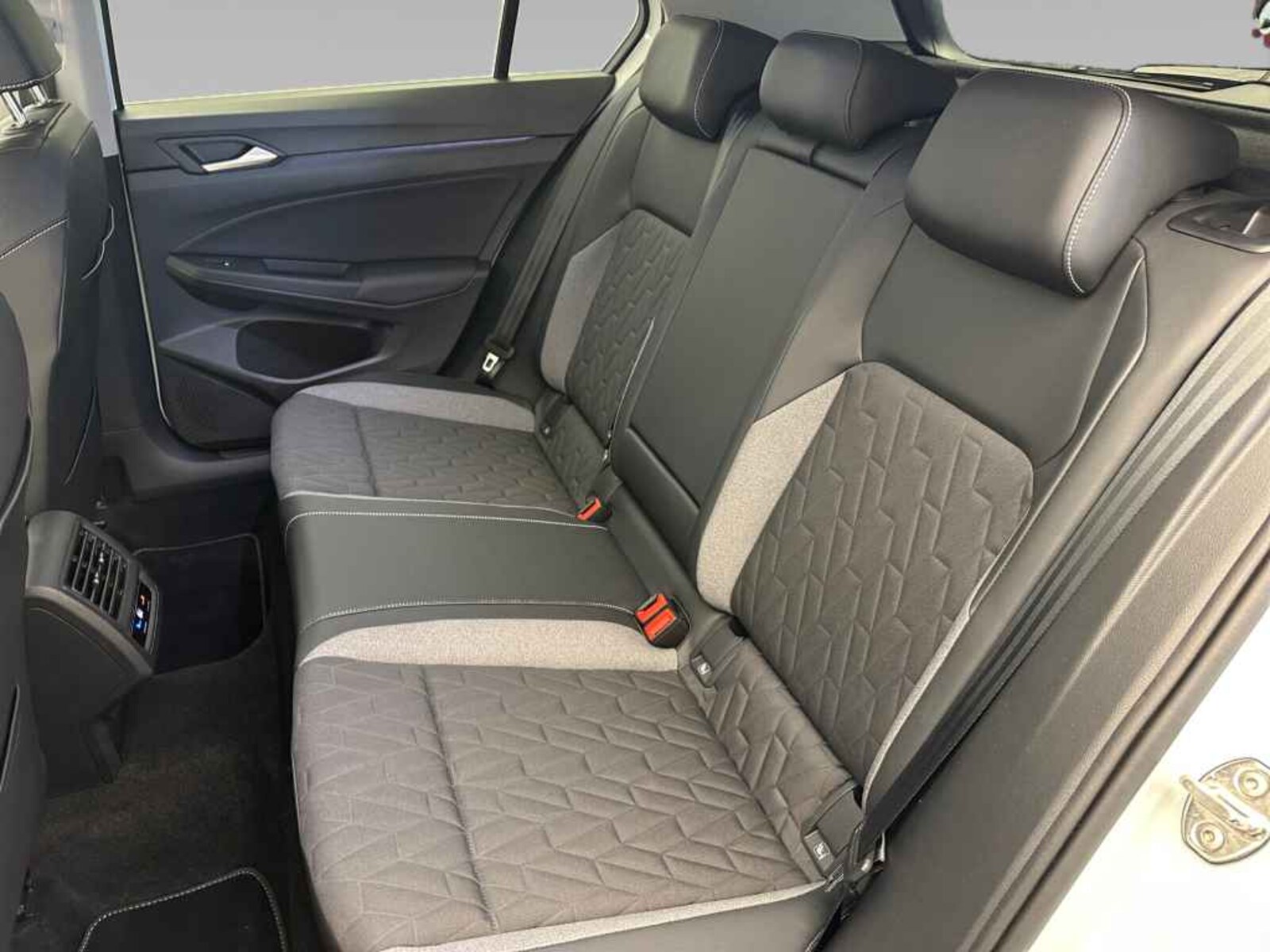 Volkswagen Golf – Bild 12