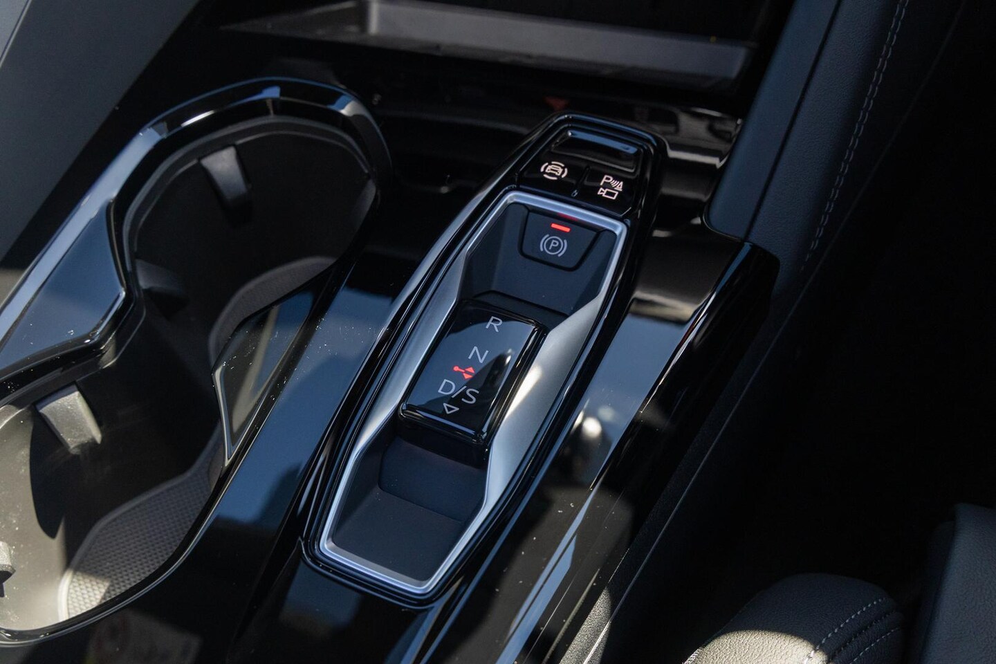 Image about Audi Q5 Sportback TDI quattro 150 kW sport