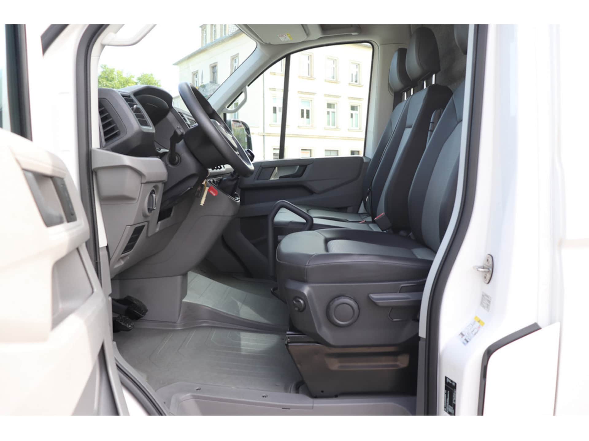 Volkswagen Crafter Einzelkabine langer Radstand