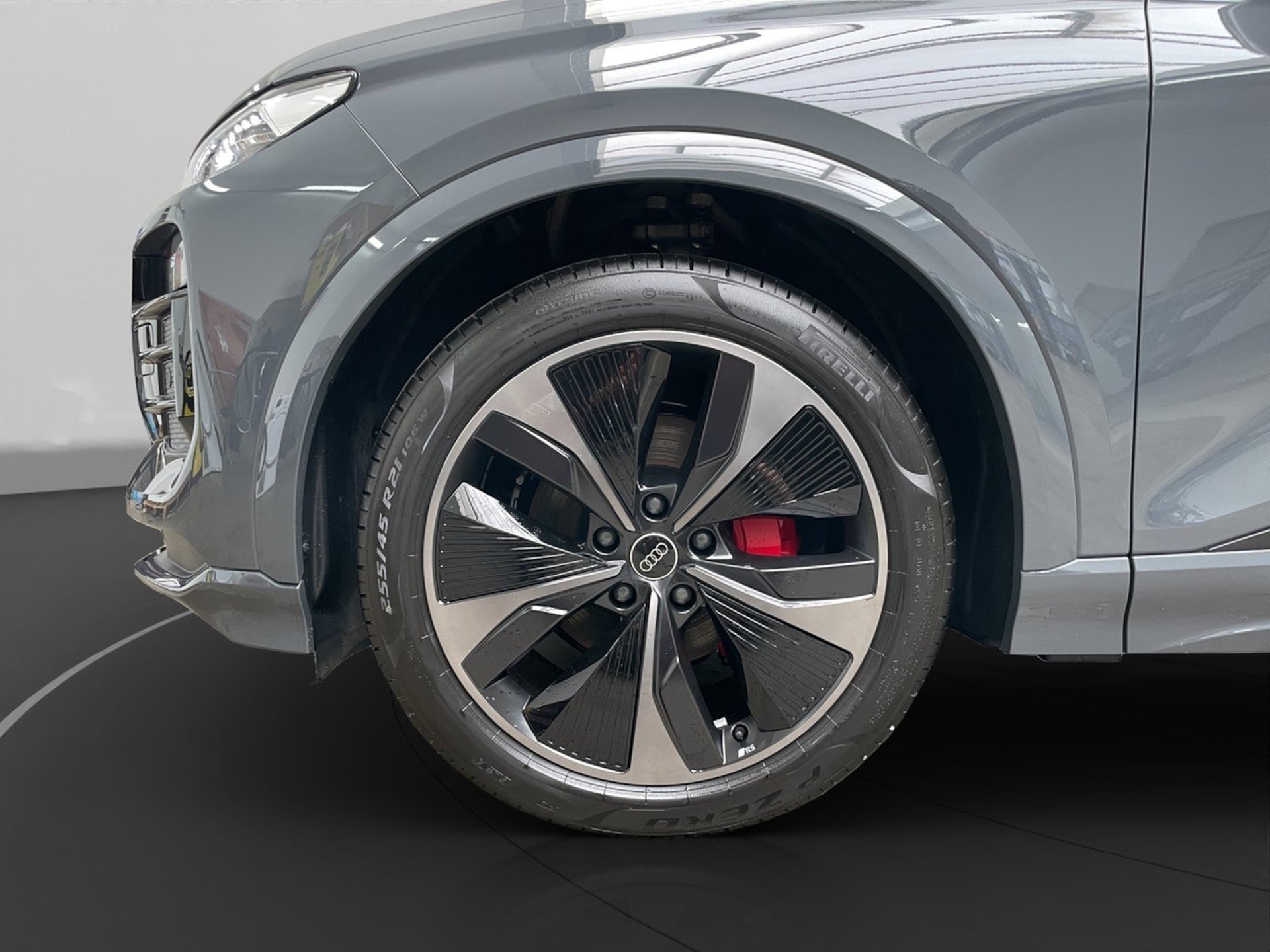 Audi Q6 SUV e-tron