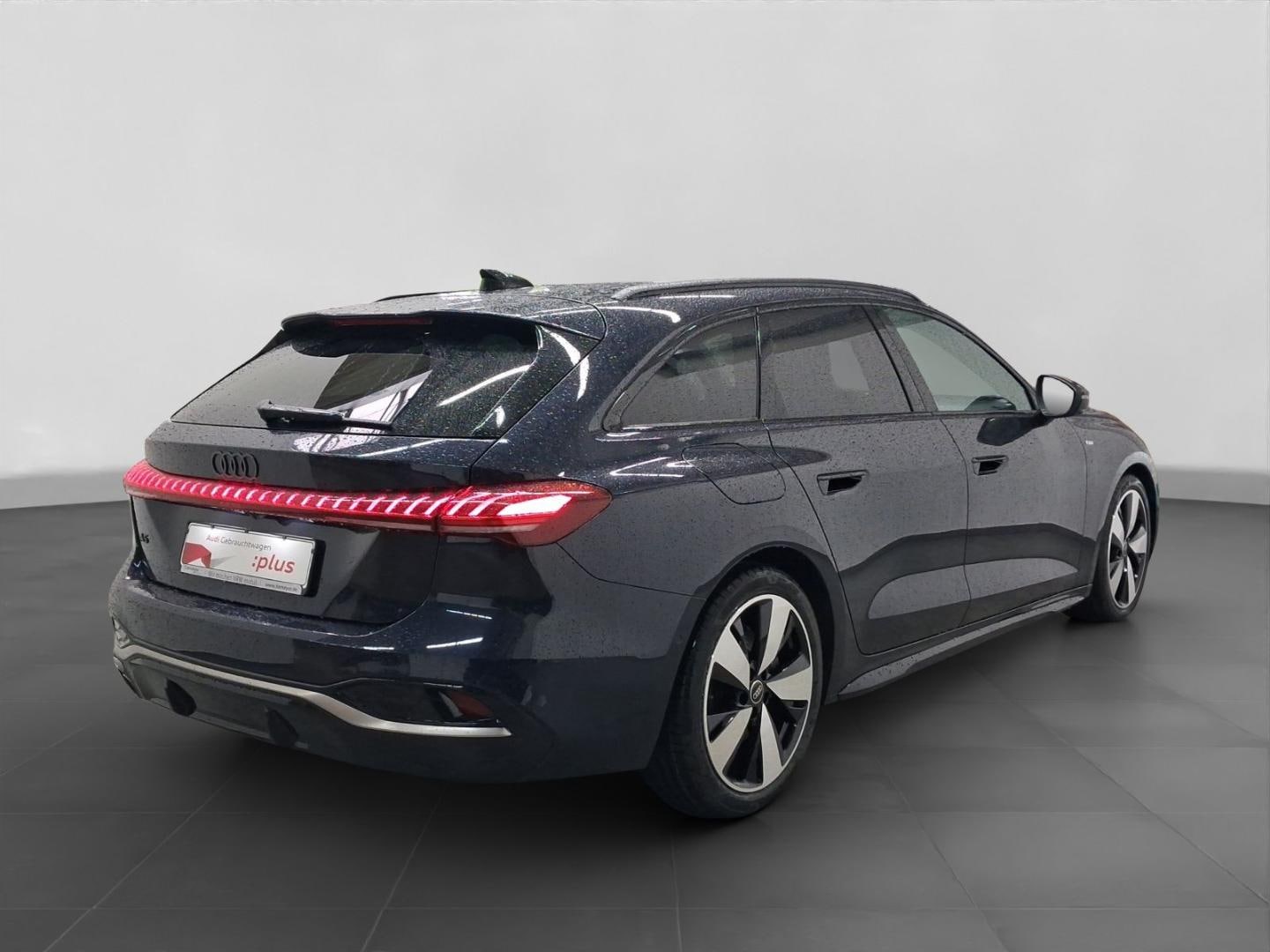 Bild über Audi A5 Avant TDI 150 kW S tronic - für weitere Informationen kontaktieren Sie den Audi Partner