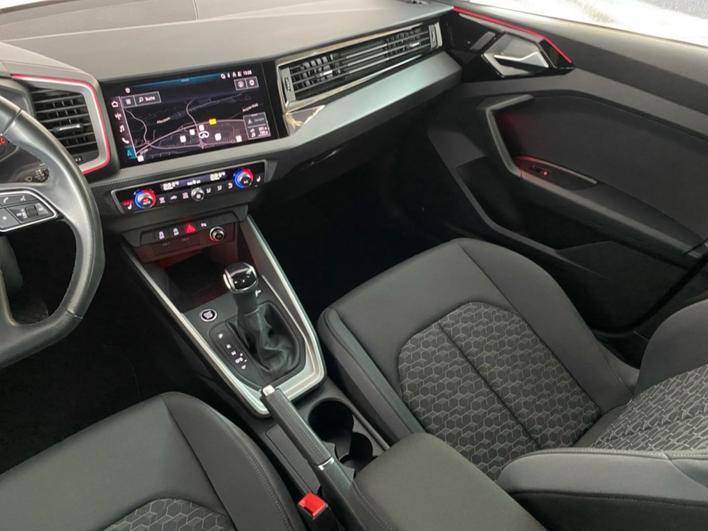 Bild über Audi A1 Sportback advanced 35 TFSI S tronic - für weitere Informationen kontaktieren Sie den Audi Partner