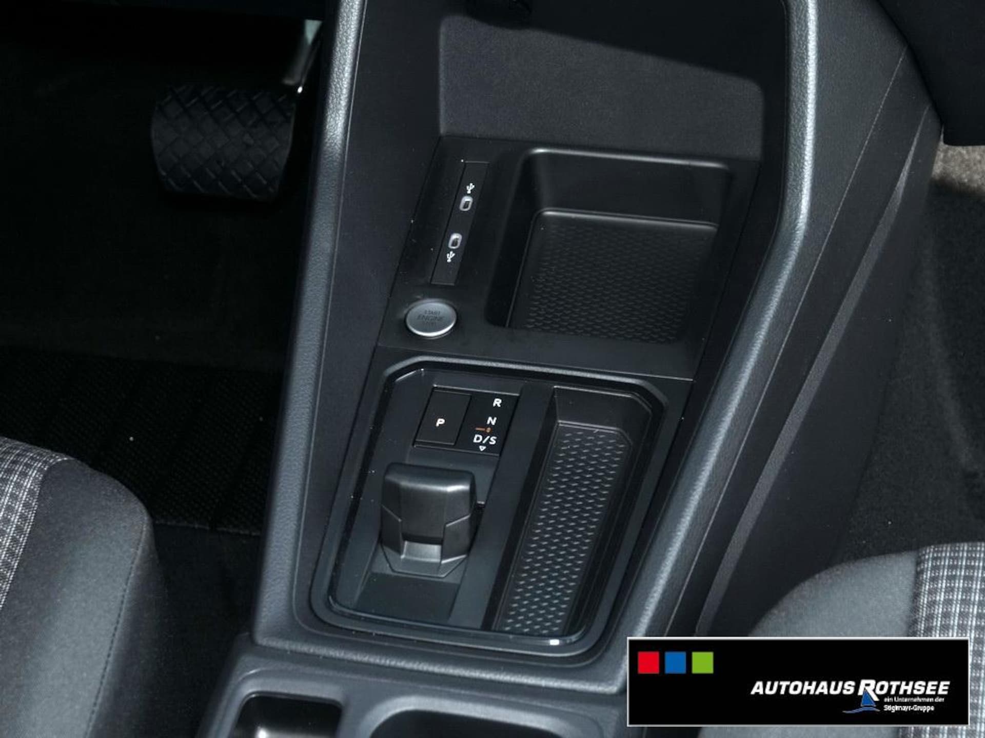 Volkswagen Caddy Basis-Modell
