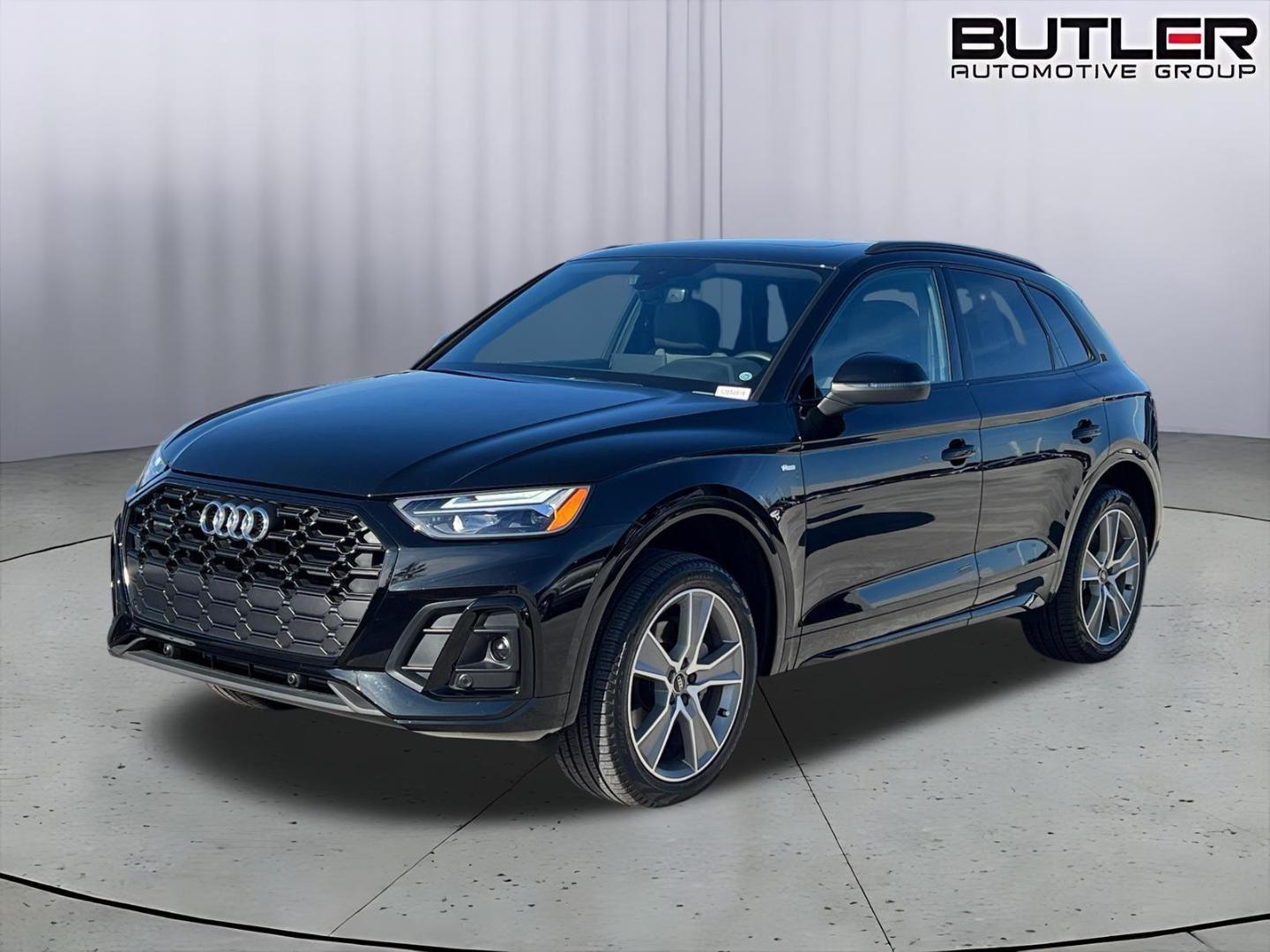 2025 Audi Q5 45 Premium's photo