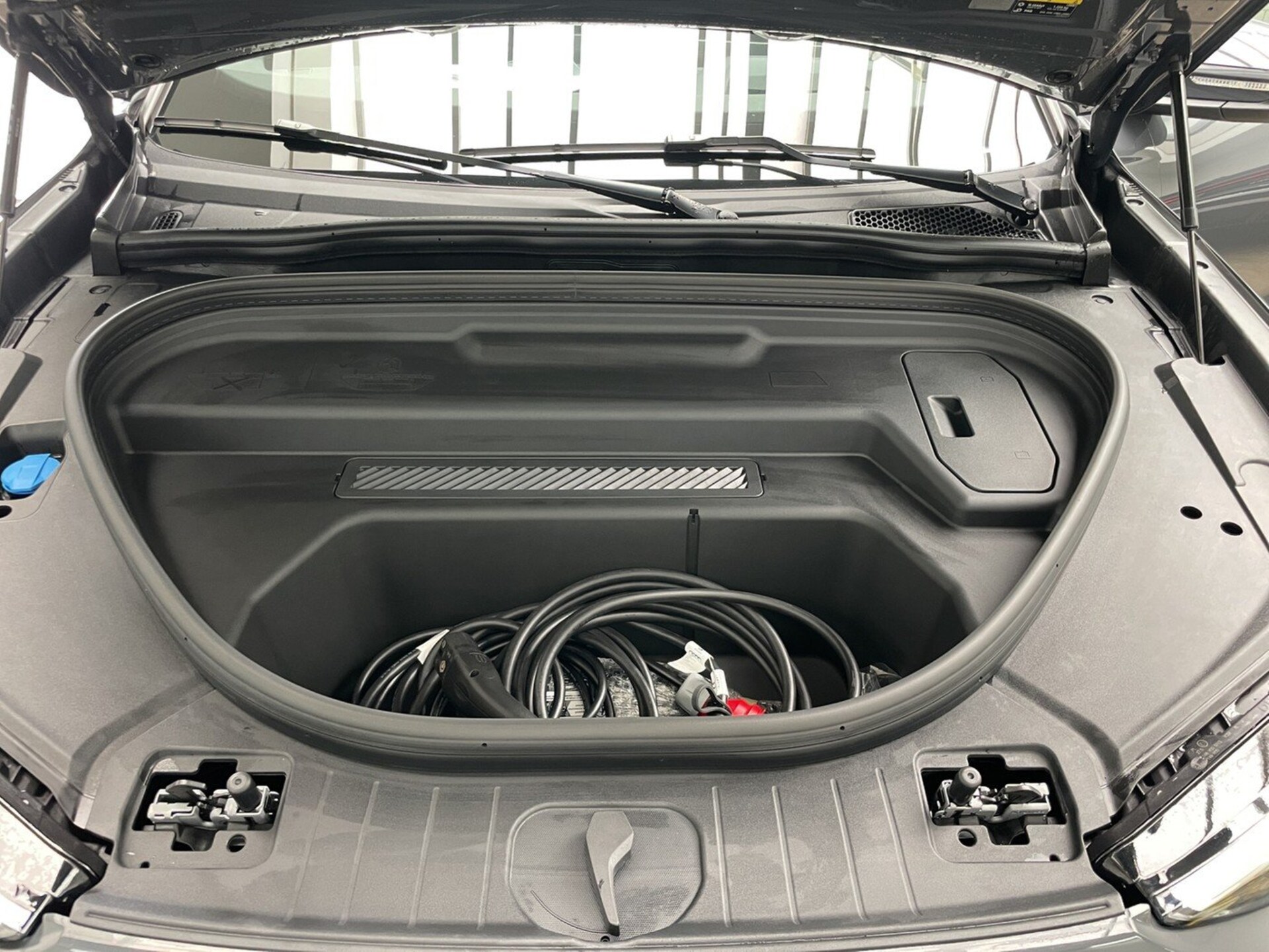 Audi Q6 SUV e-tron