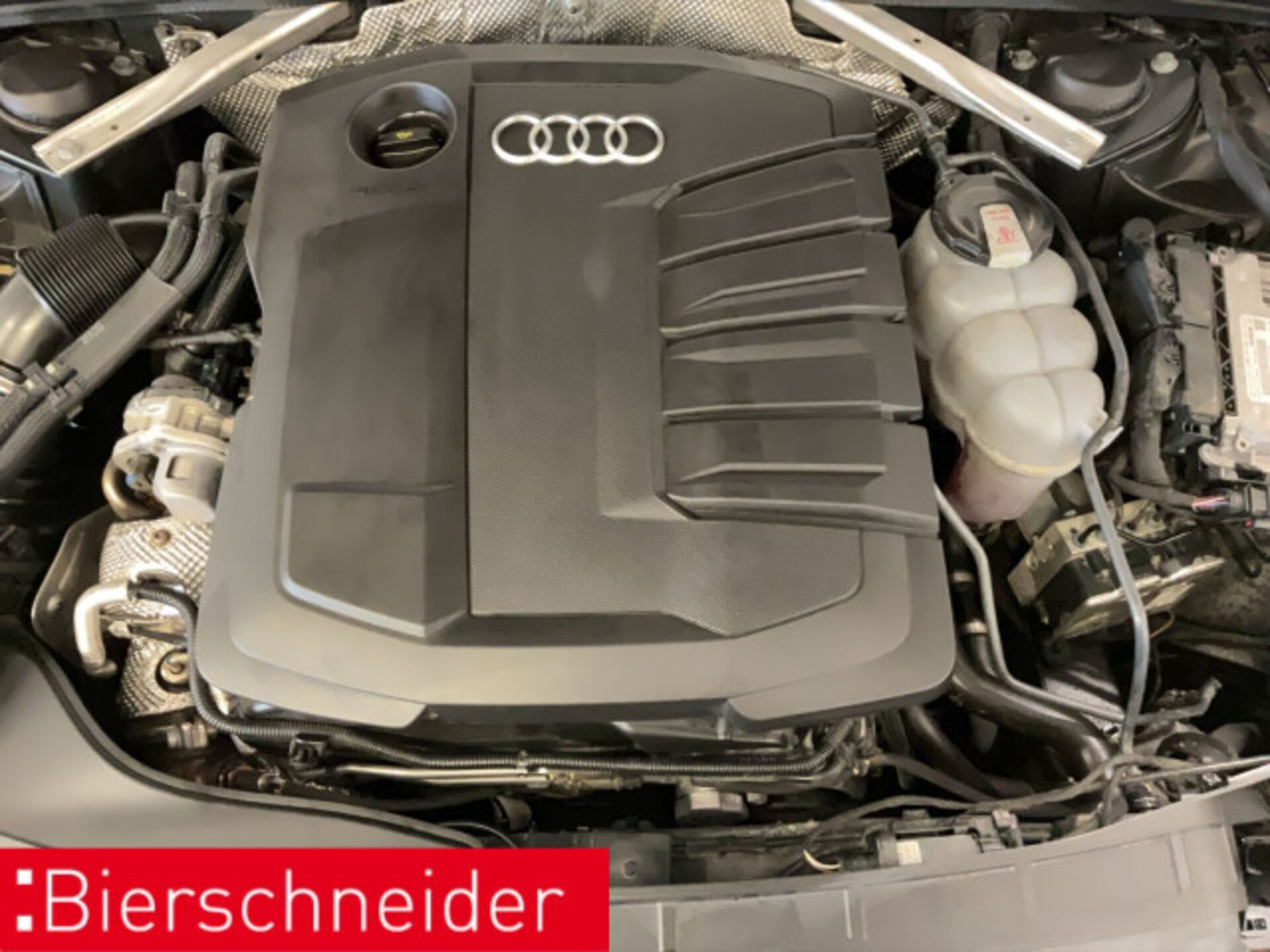 Audi A4 Avant S line