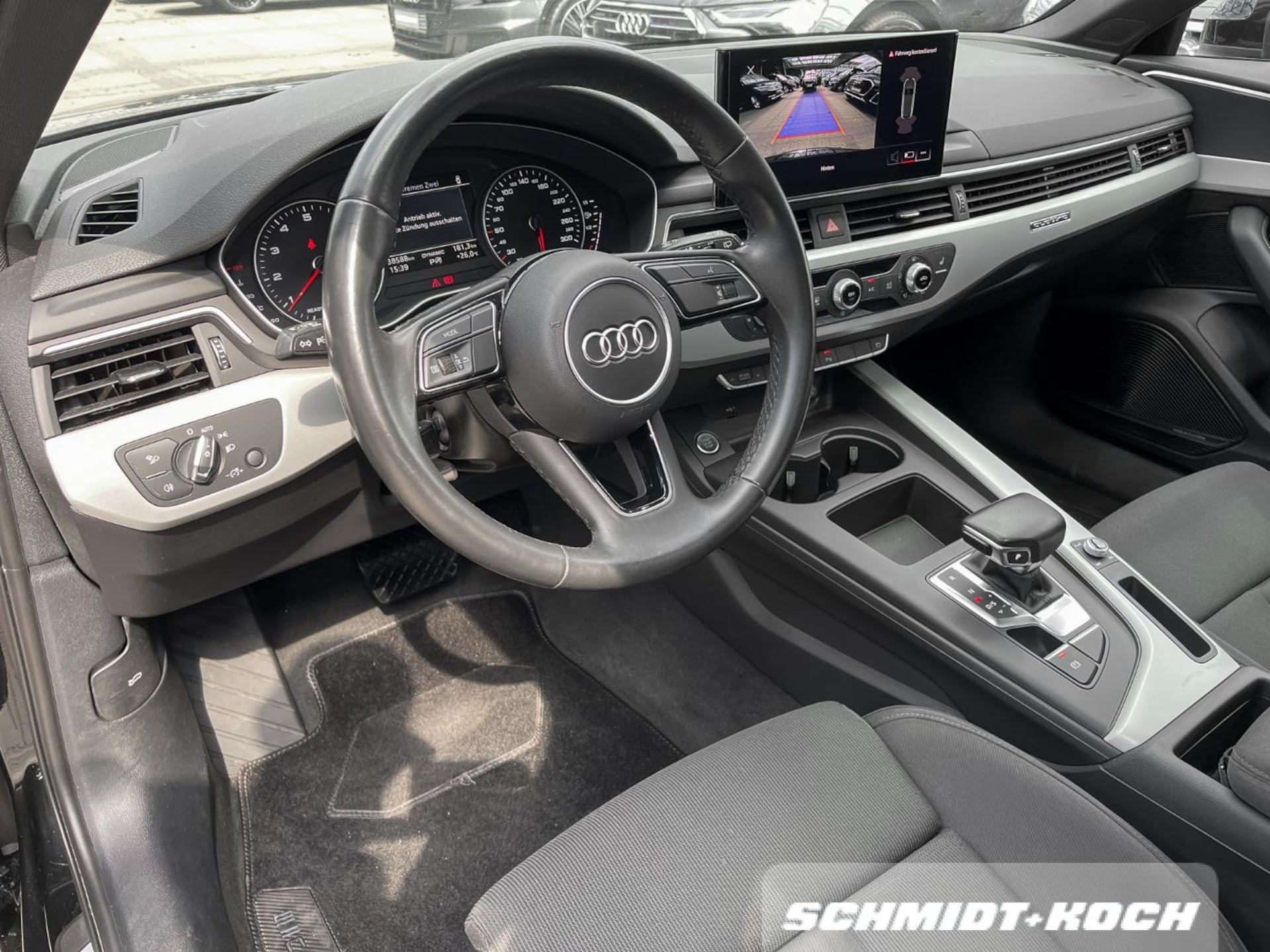 Audi A4 Avant S line