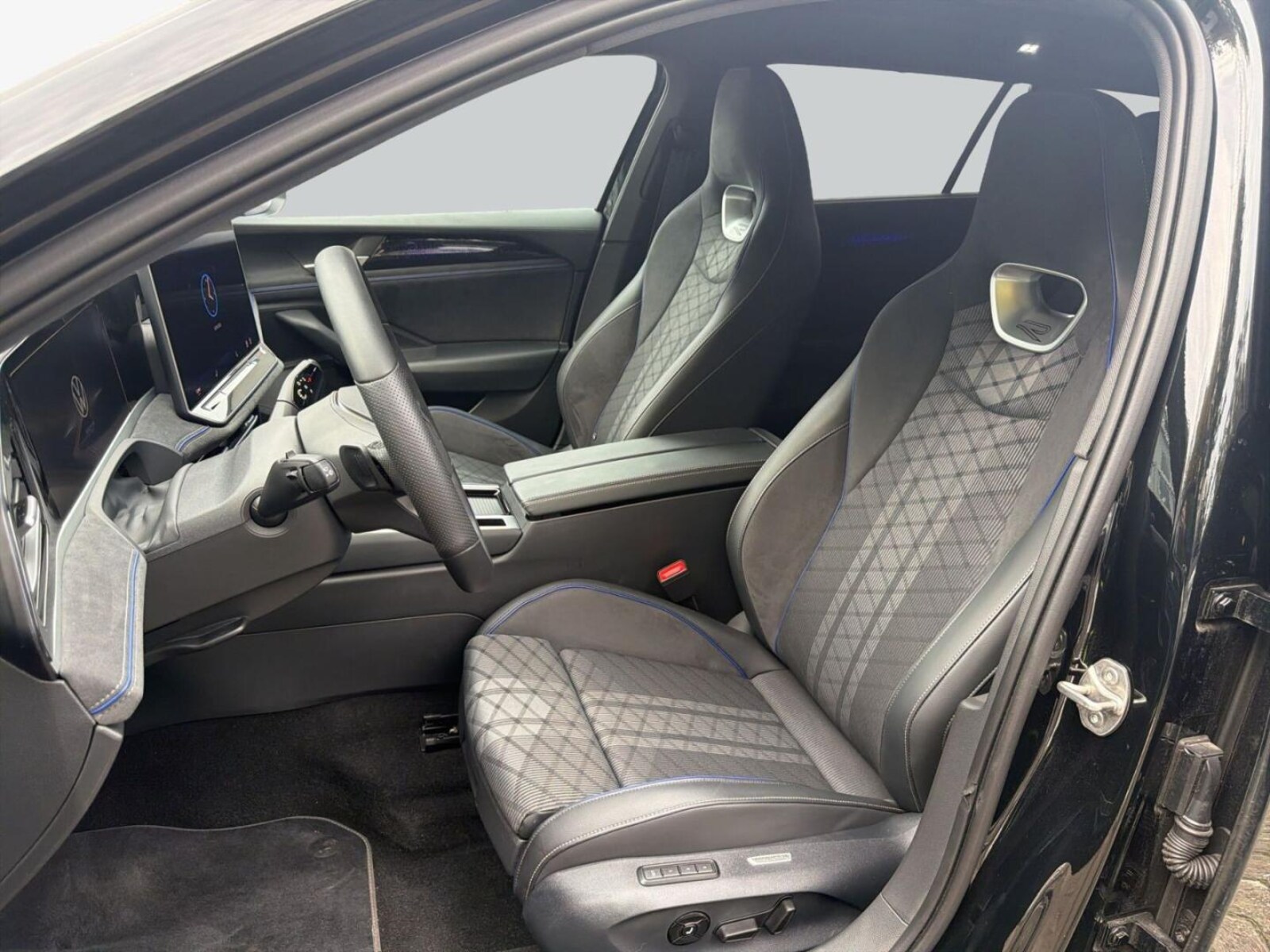 Volkswagen Passat – Bild 10