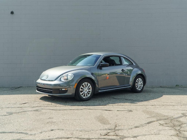 Photo of 2012 Volkswagen Beetle 