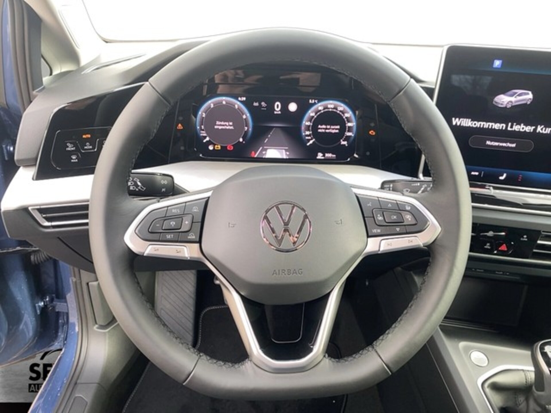 Volkswagen Golf Life