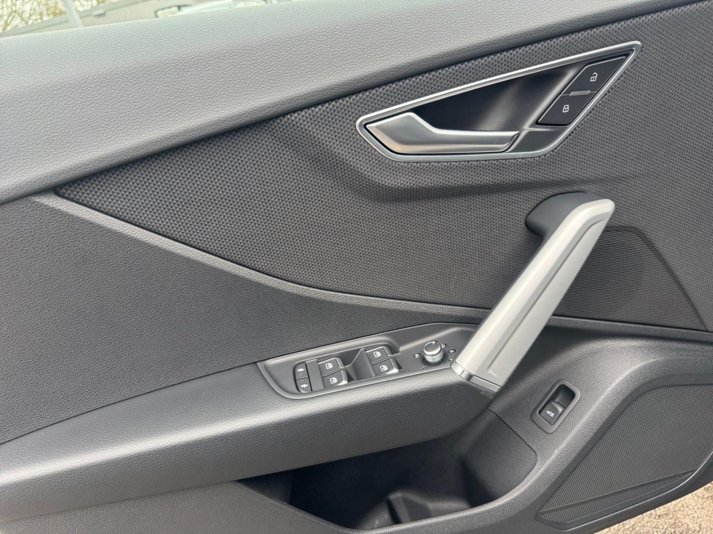 Bild über Audi Q2 S line 30 TFSI Schaltgetriebe - für weitere Informationen kontaktieren Sie den Audi Partner