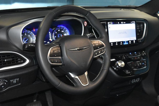 2025 Chrysler Pacifica