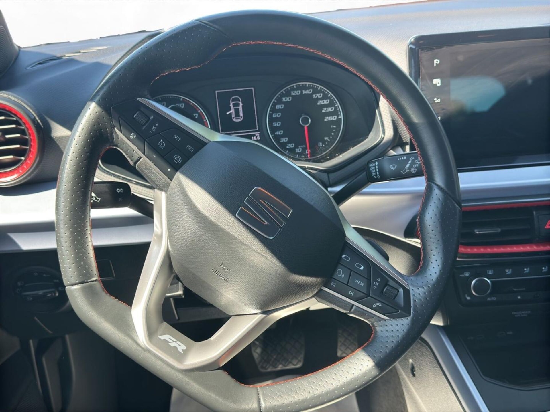SEAT Arona FR