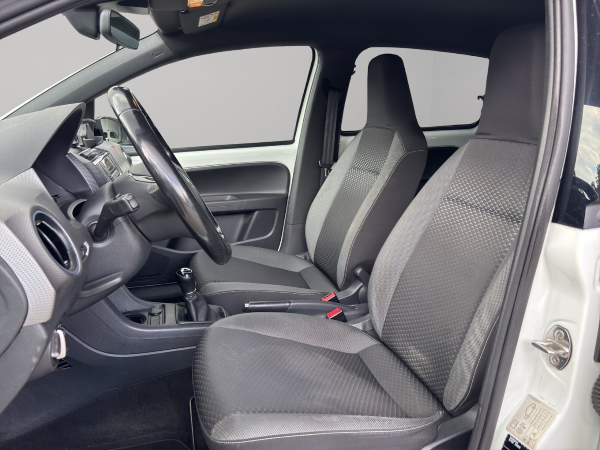 Volkswagen up! ACTIVE