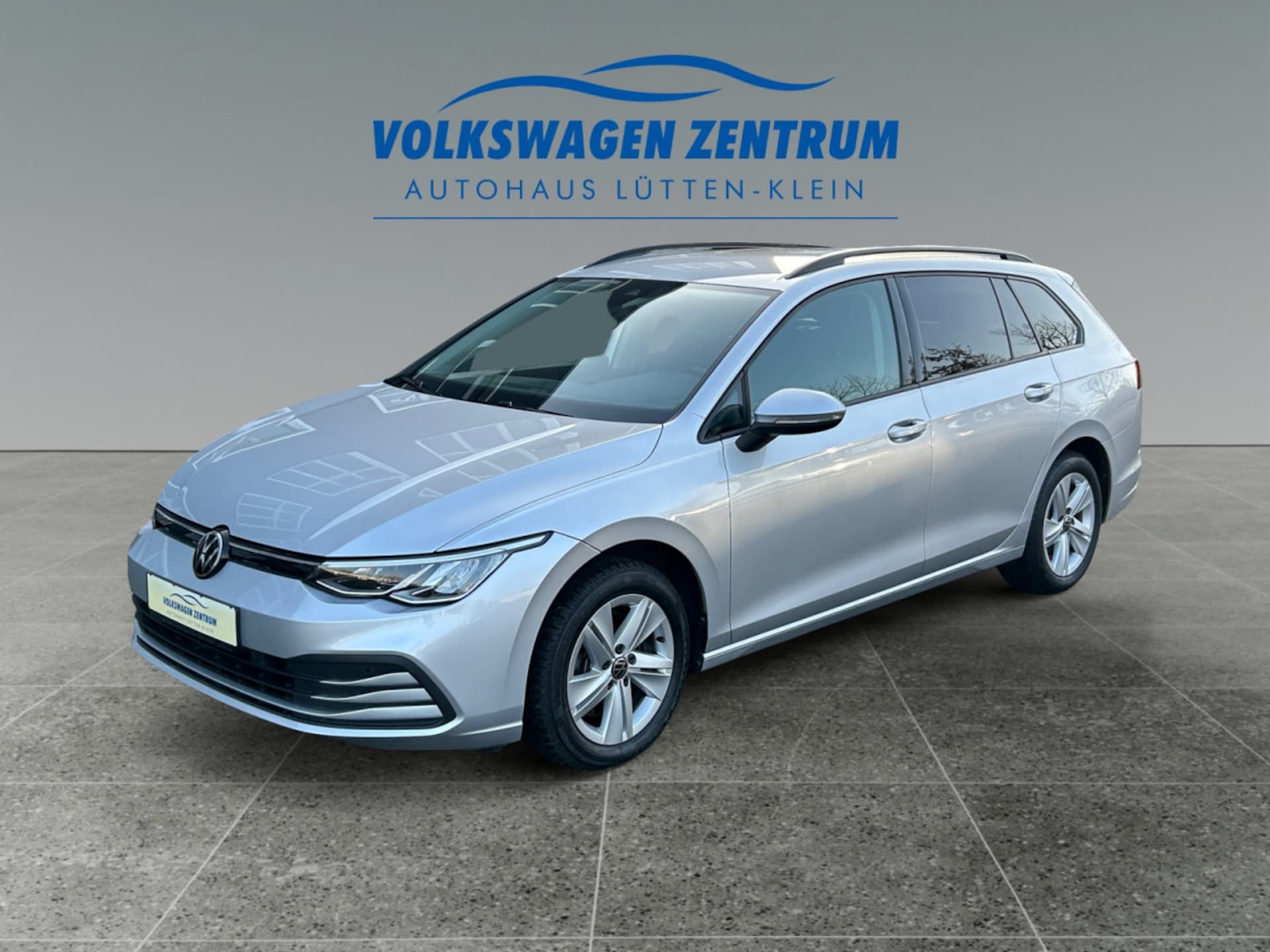 Volkswagen Golf Variant Life