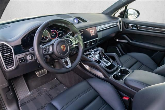 2021 Porsche Cayenne E-Hybrid Coupe