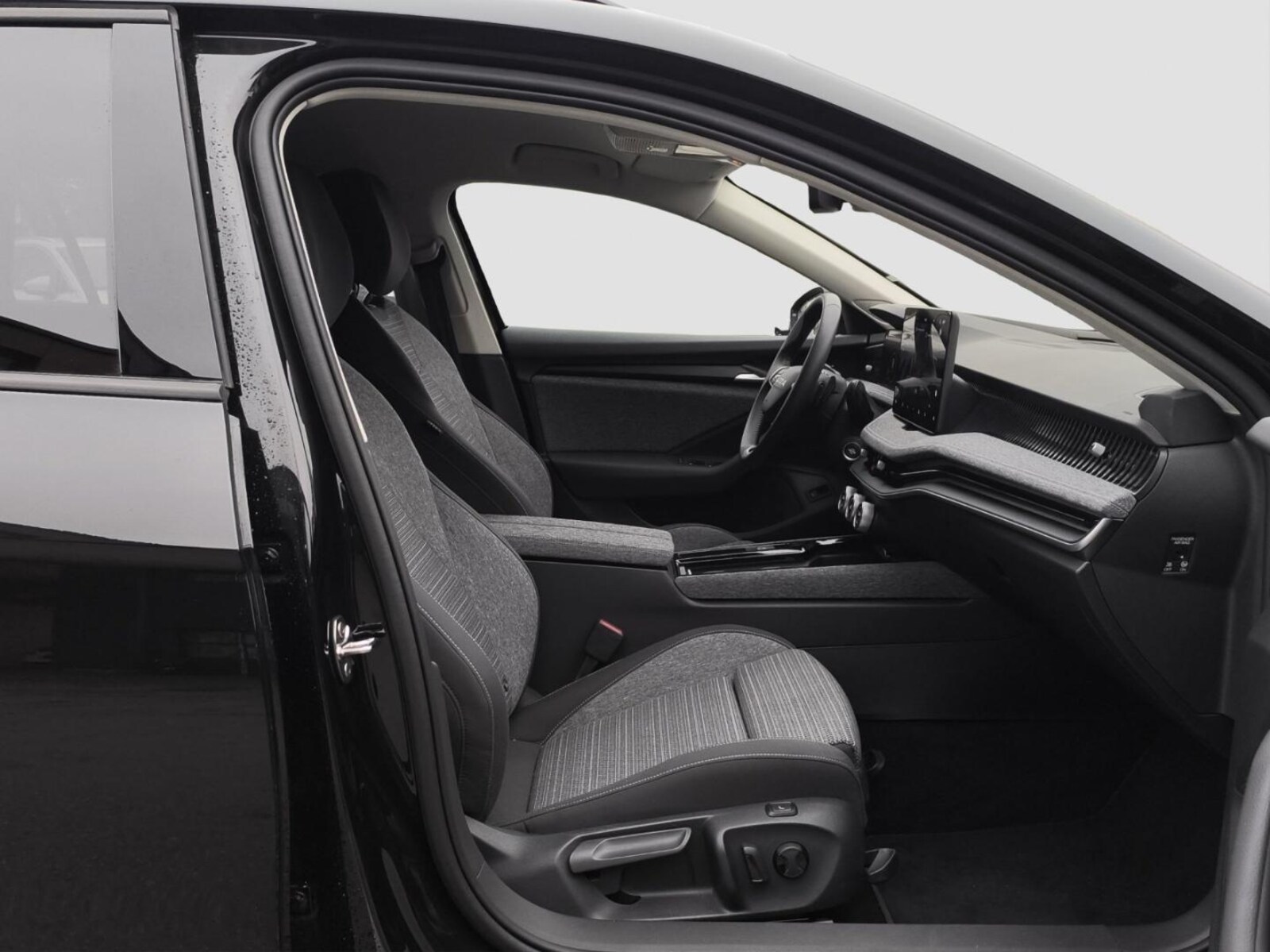Škoda Superb Combi – Bild 21