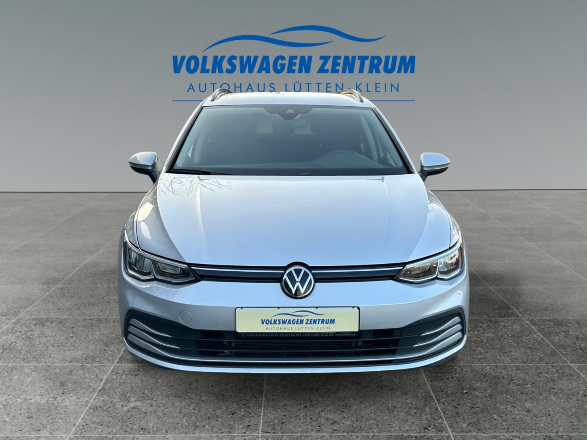 Volkswagen Golf Variant Life