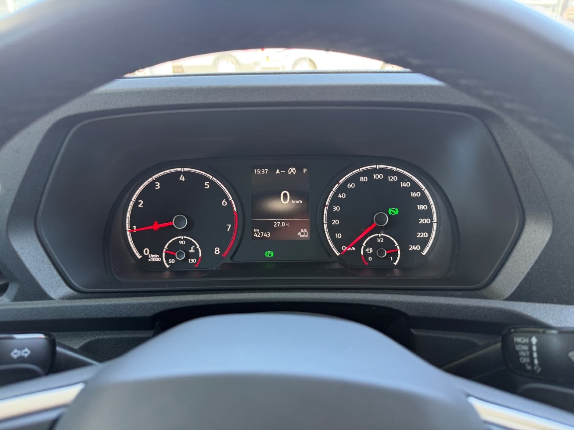 Volkswagen Caddy Basis-Modell