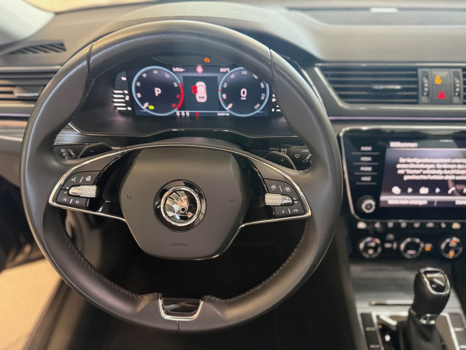 Škoda Superb Combi – Bild 15