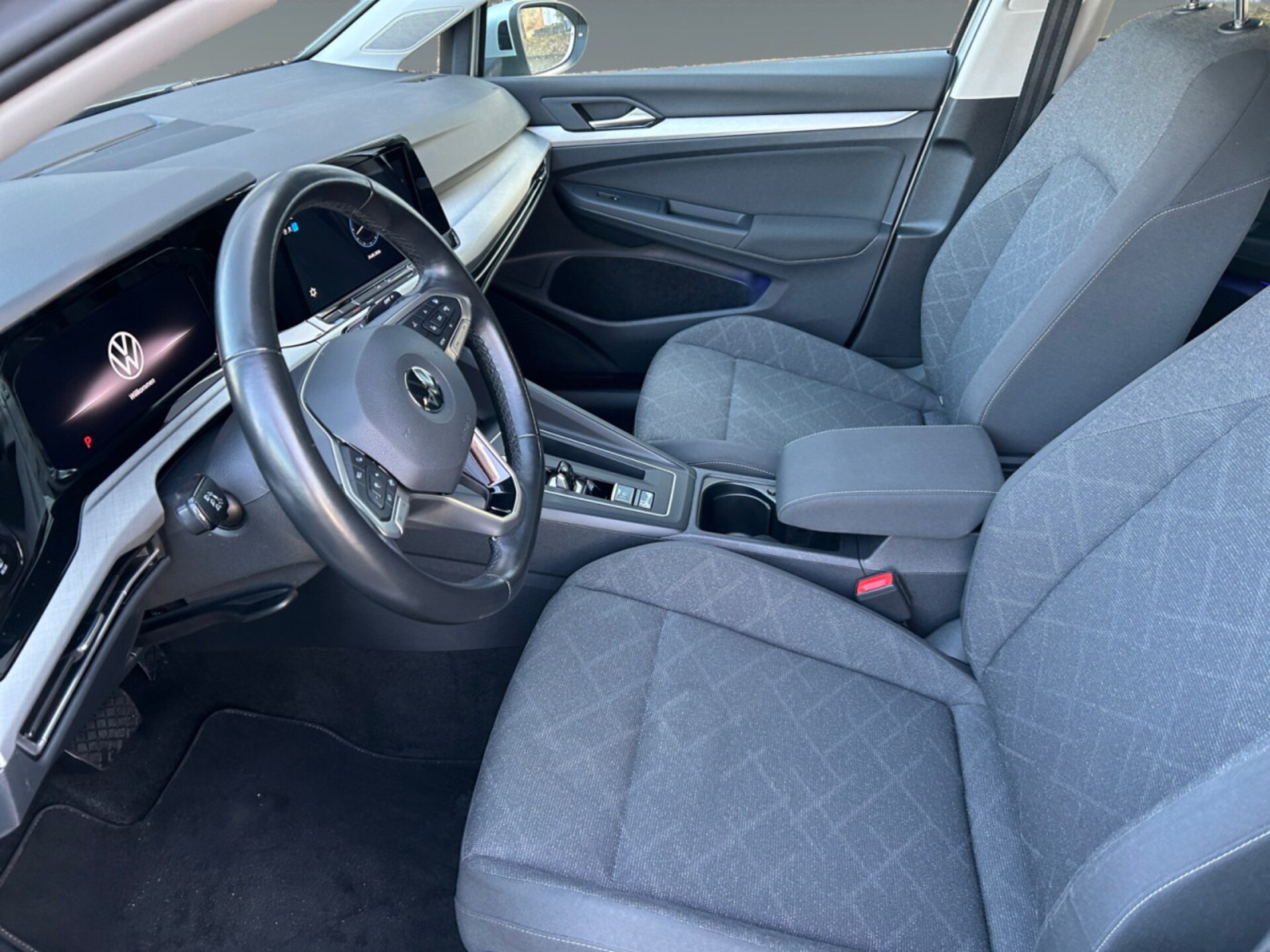 Volkswagen Golf Variant Life