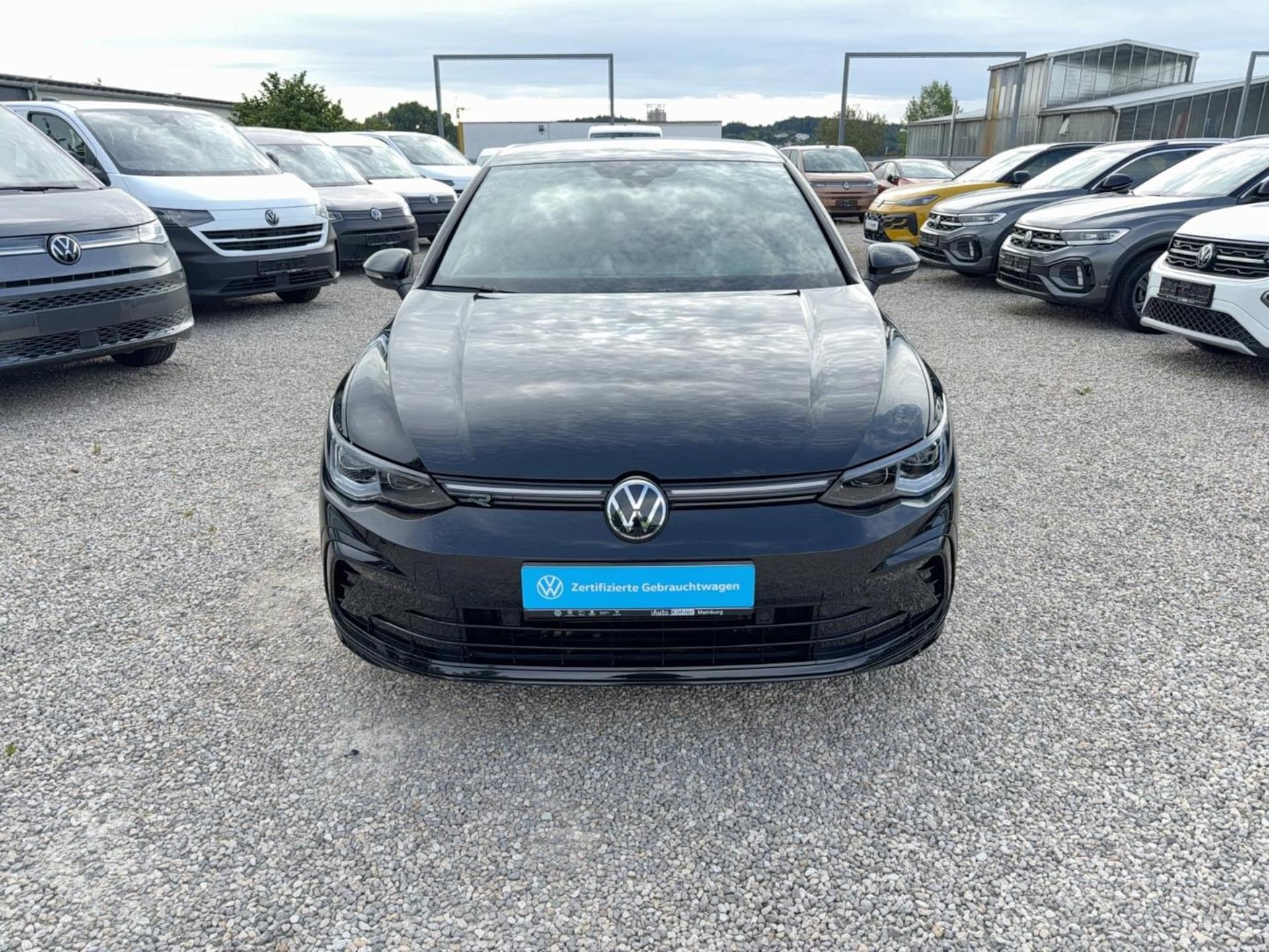Volkswagen Golf R-Line