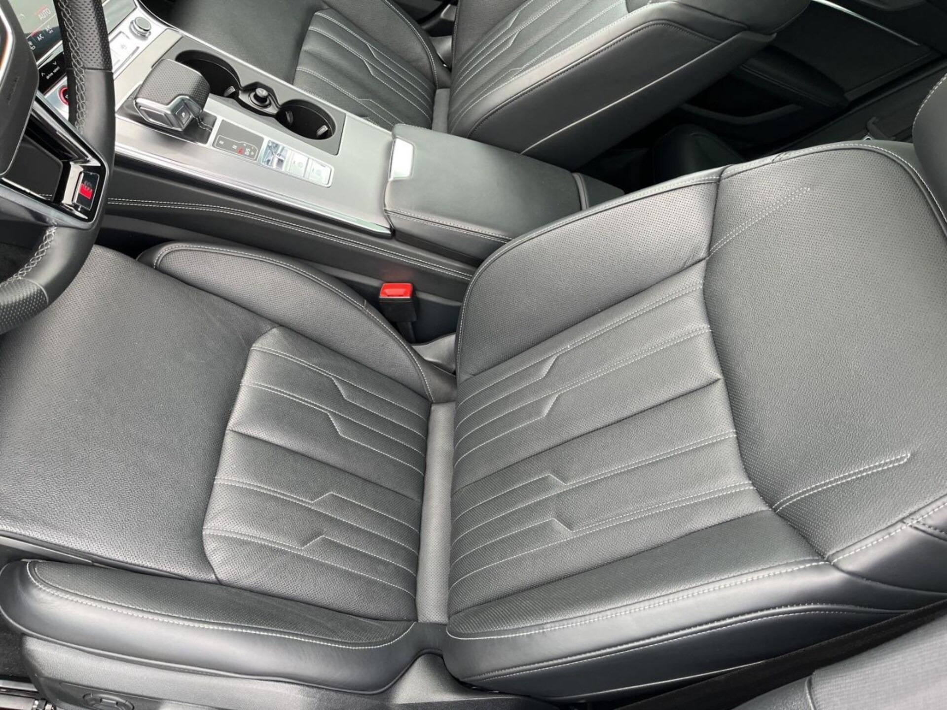 Audi S6 Avant