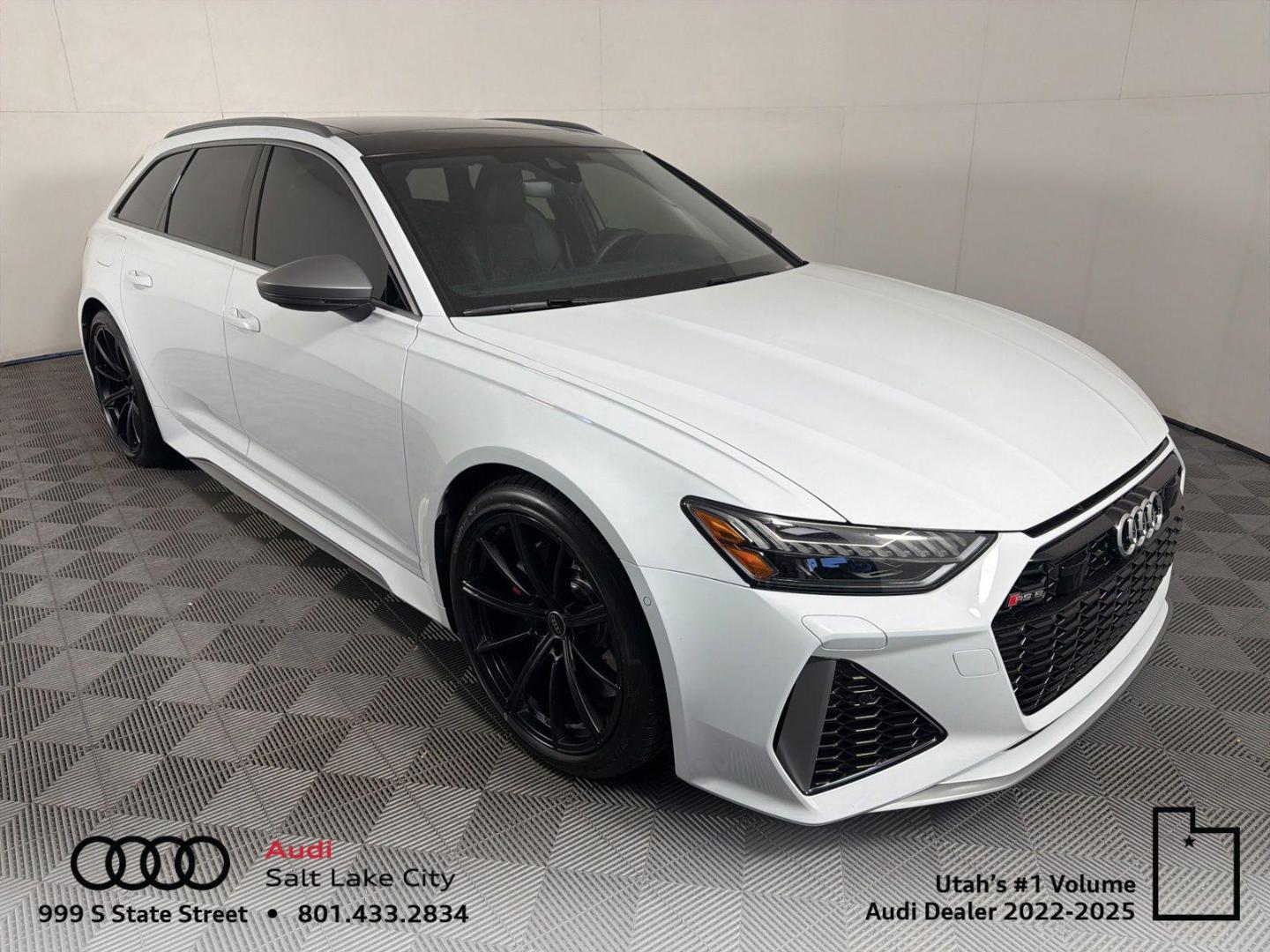 2025 Audi RS 6 Avant Performance's photo
