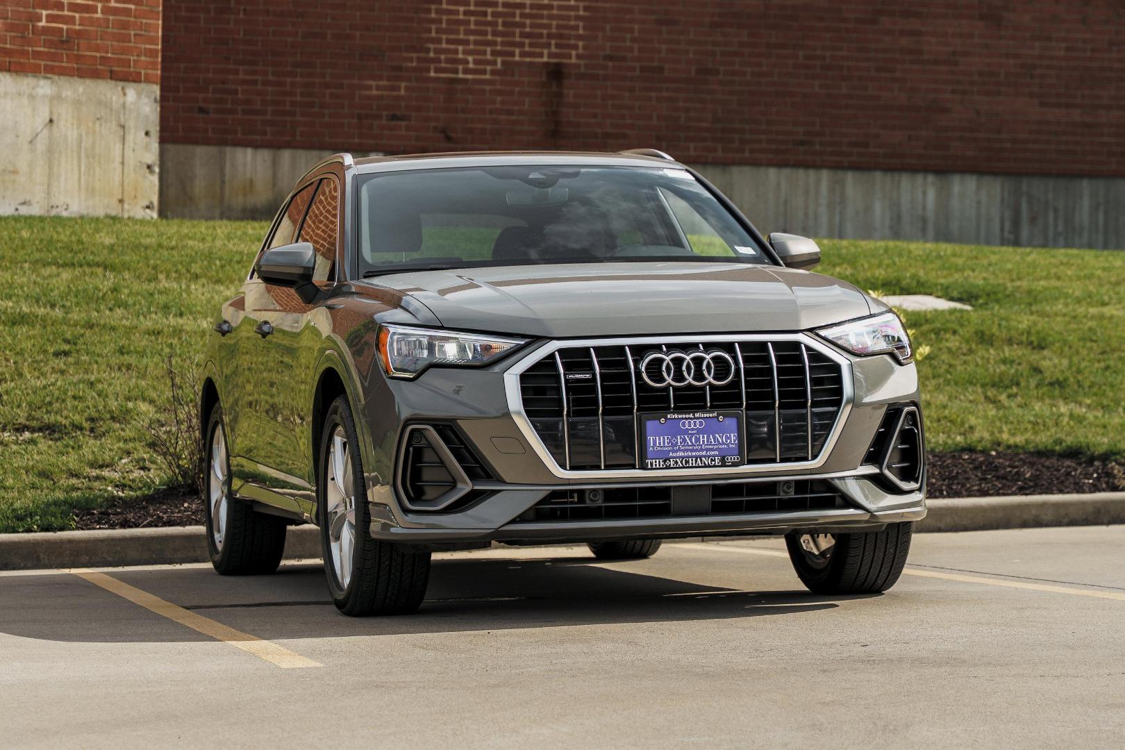 2021 Audi Q3 45 TFSI S Line Premium quattro's photo