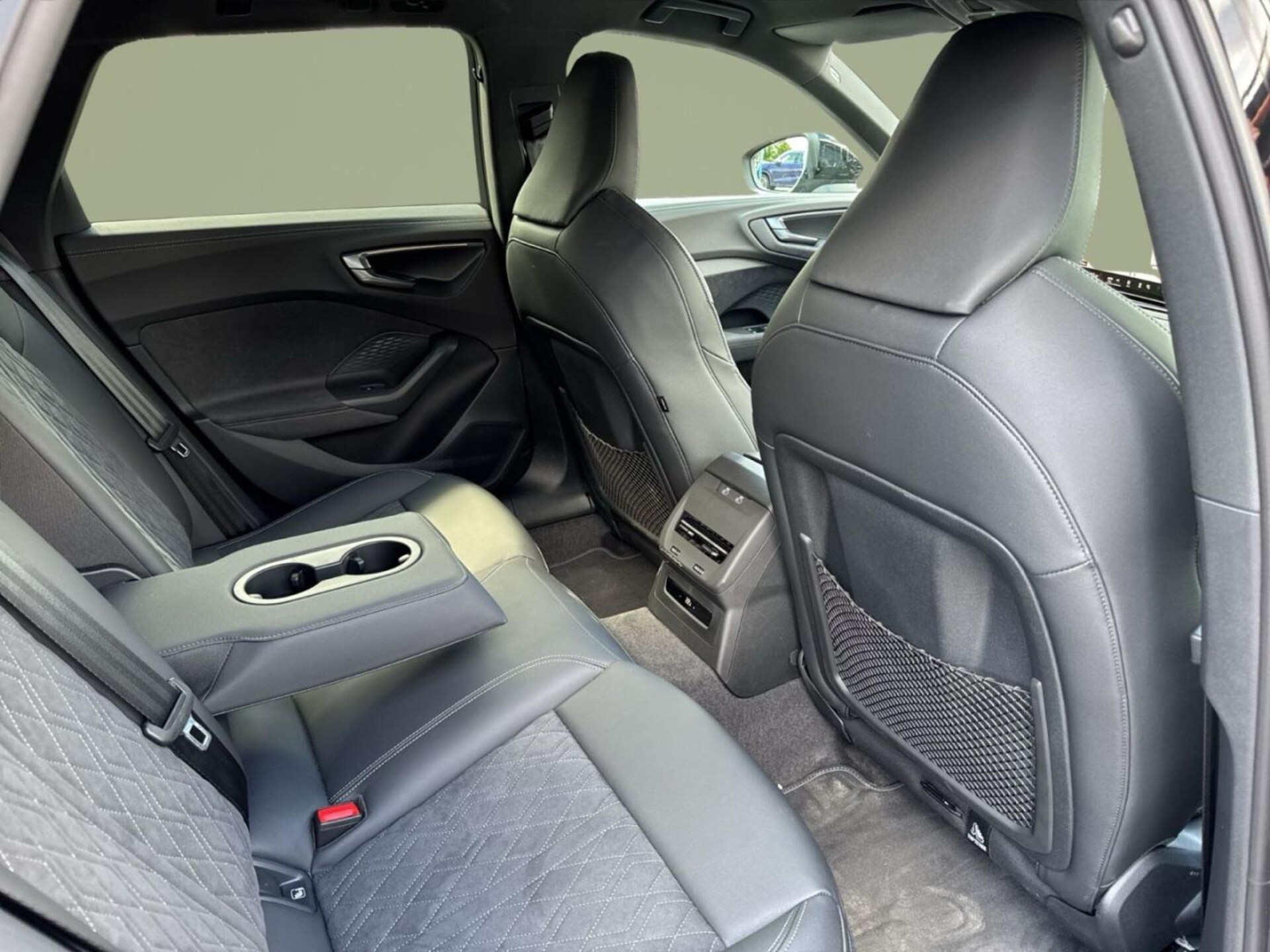 Audi A5 Avant e-hybrid