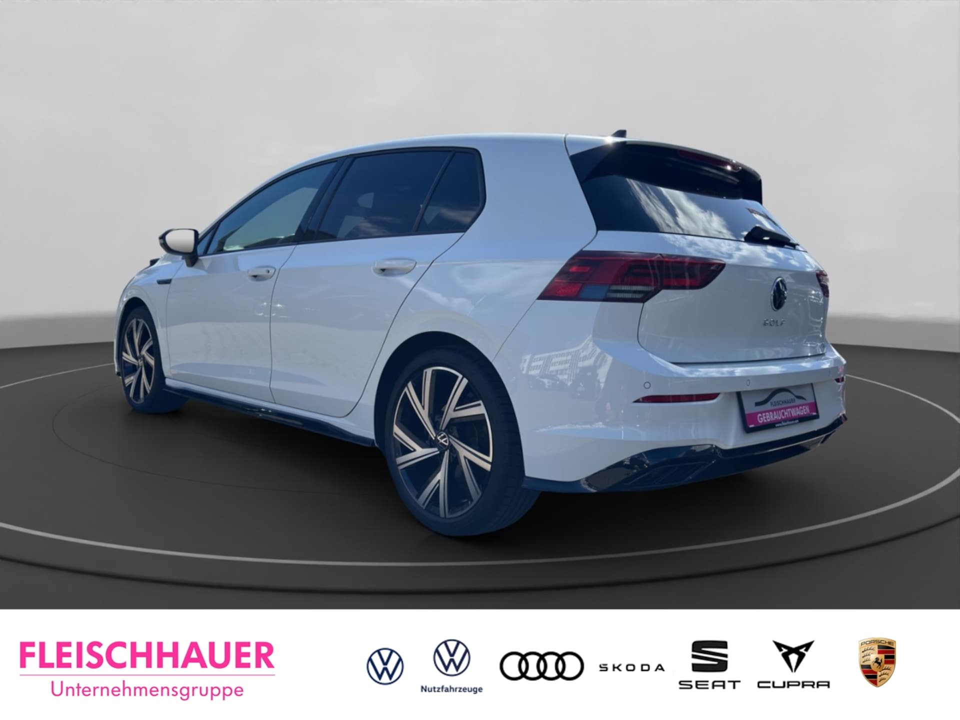 Volkswagen Golf R-Line