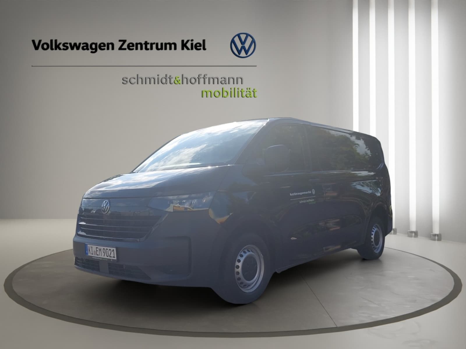 Volkswagen Transporter Kasten kurzer Radstand – Bild 2