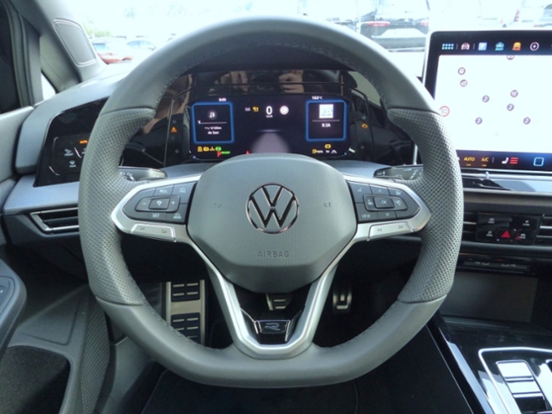 Volkswagen Golf R-Line
