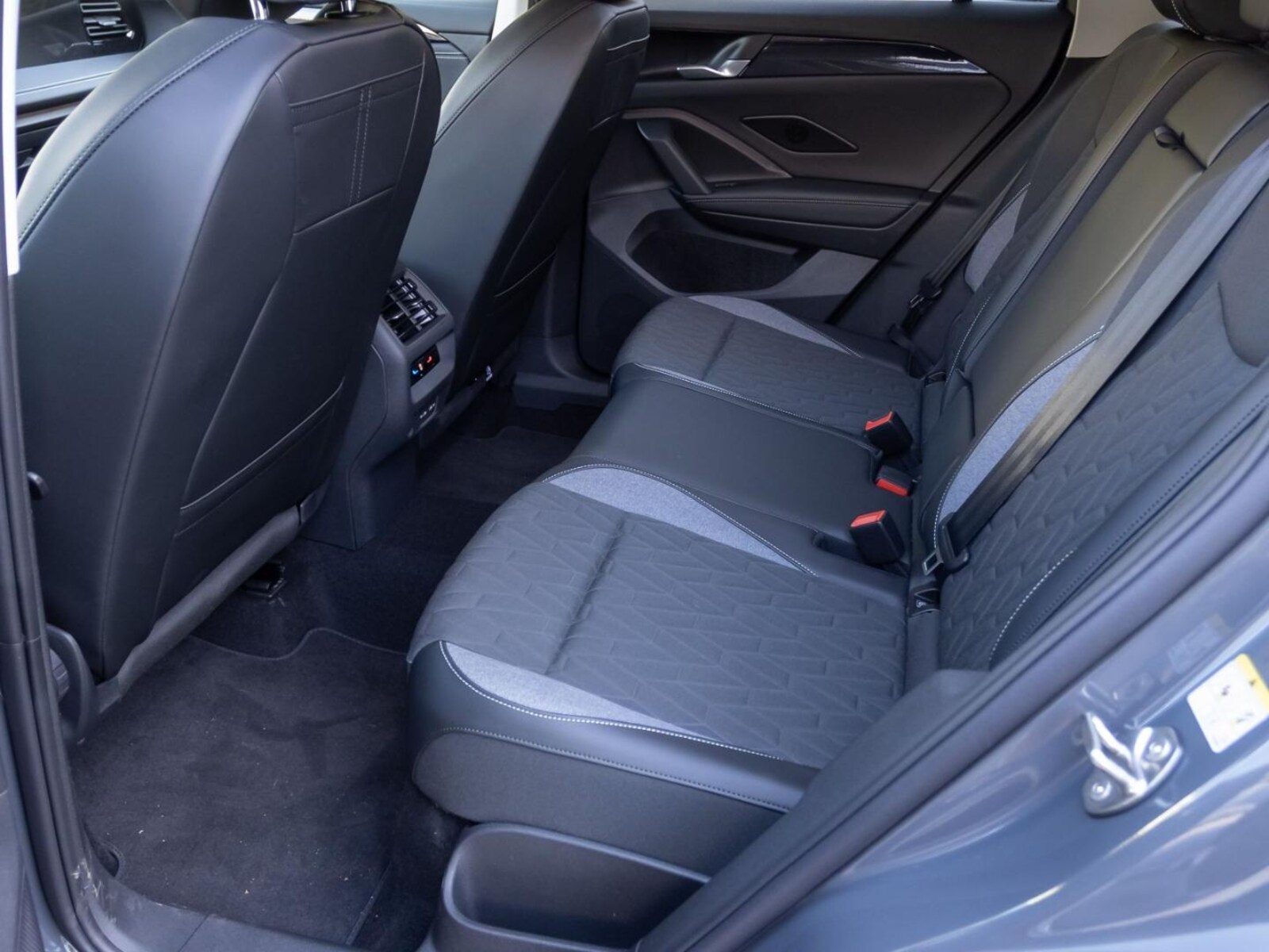 Volkswagen Tiguan – Bild 20