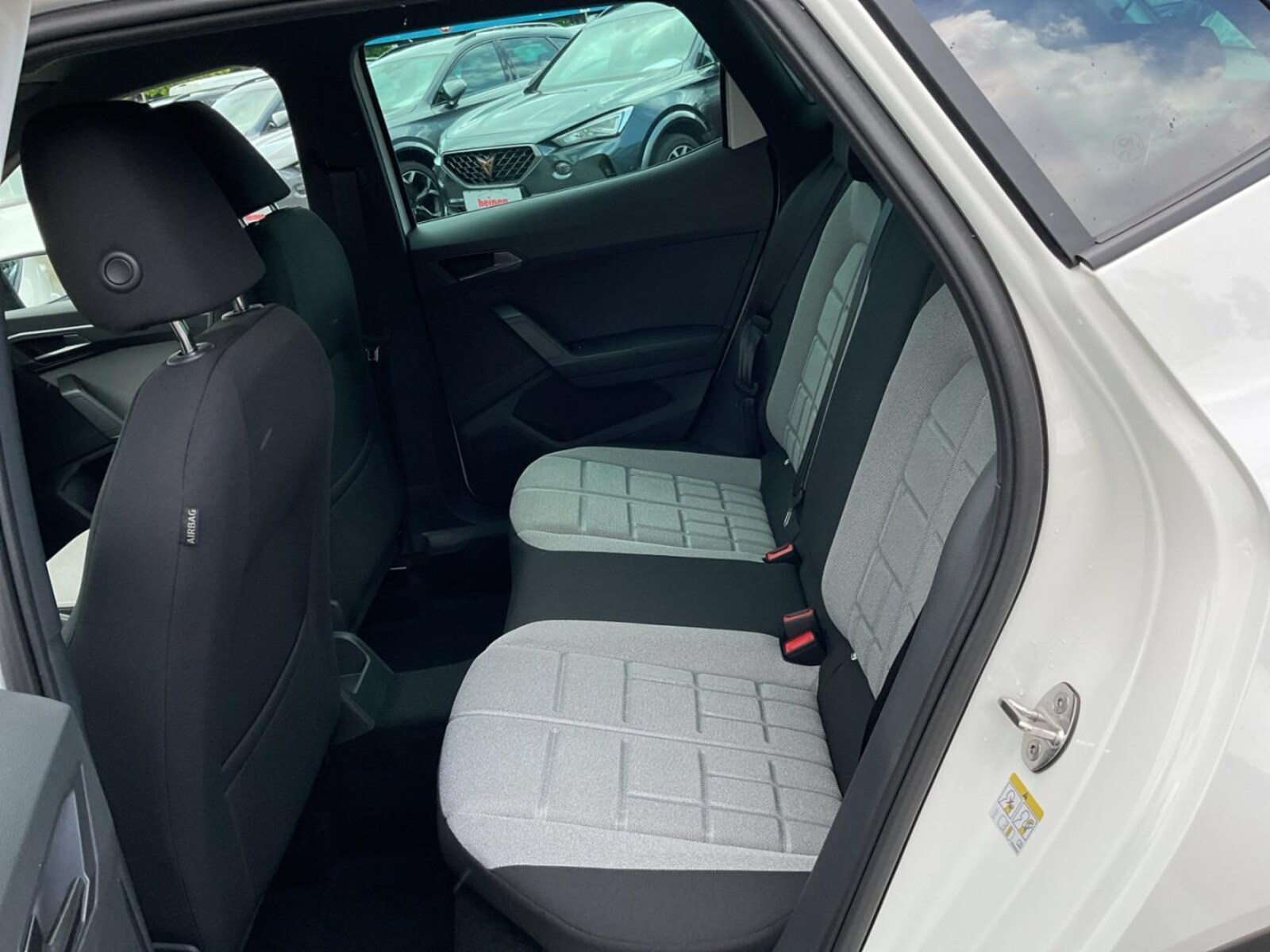 SEAT Arona – Bild 7