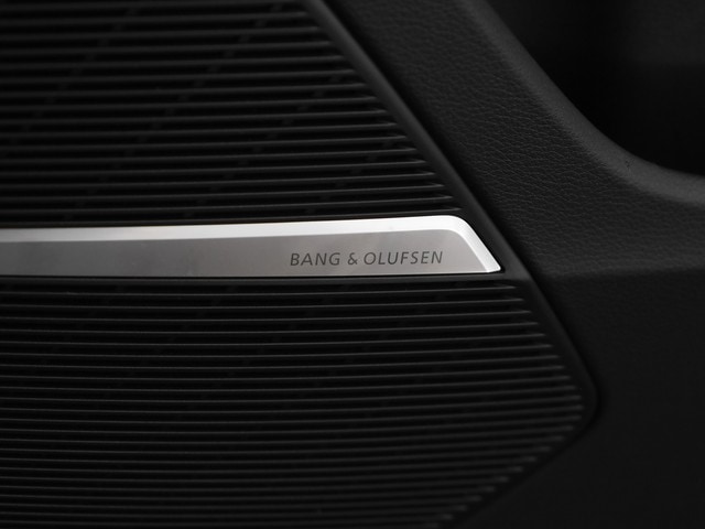 Image about Audi SQ7 SUV TFSI quattro tiptronic