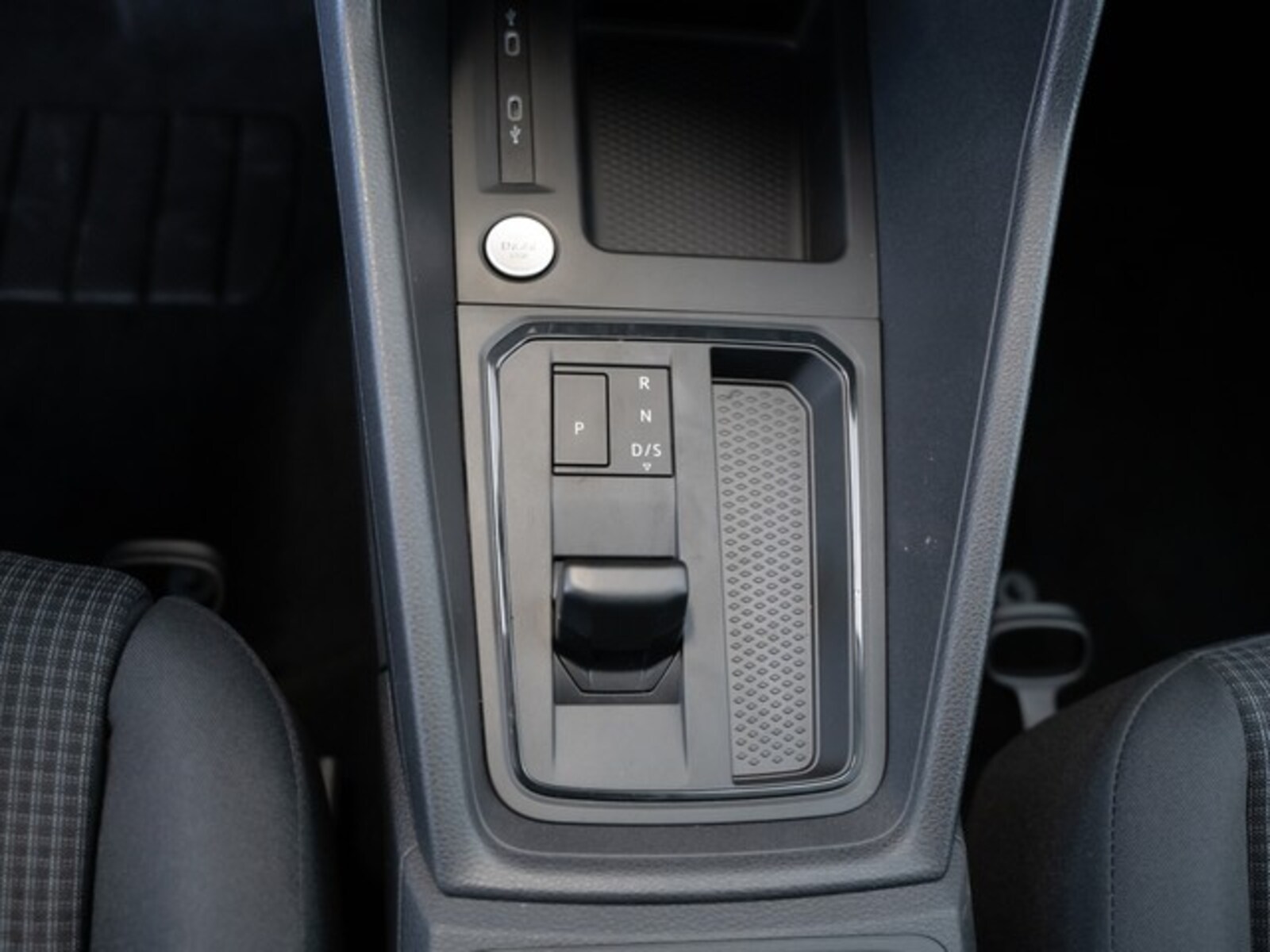 Volkswagen Caddy Cargo – Bild 10