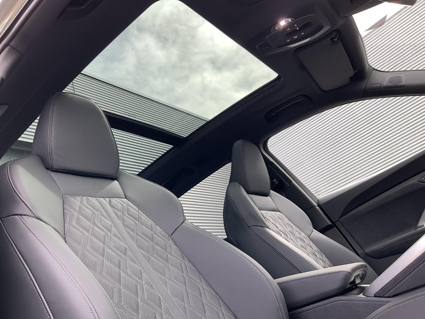Bild über Audi SQ5 SUV TFSI 270 kW S tronic - für weitere Informationen kontaktieren Sie den Audi Partner
