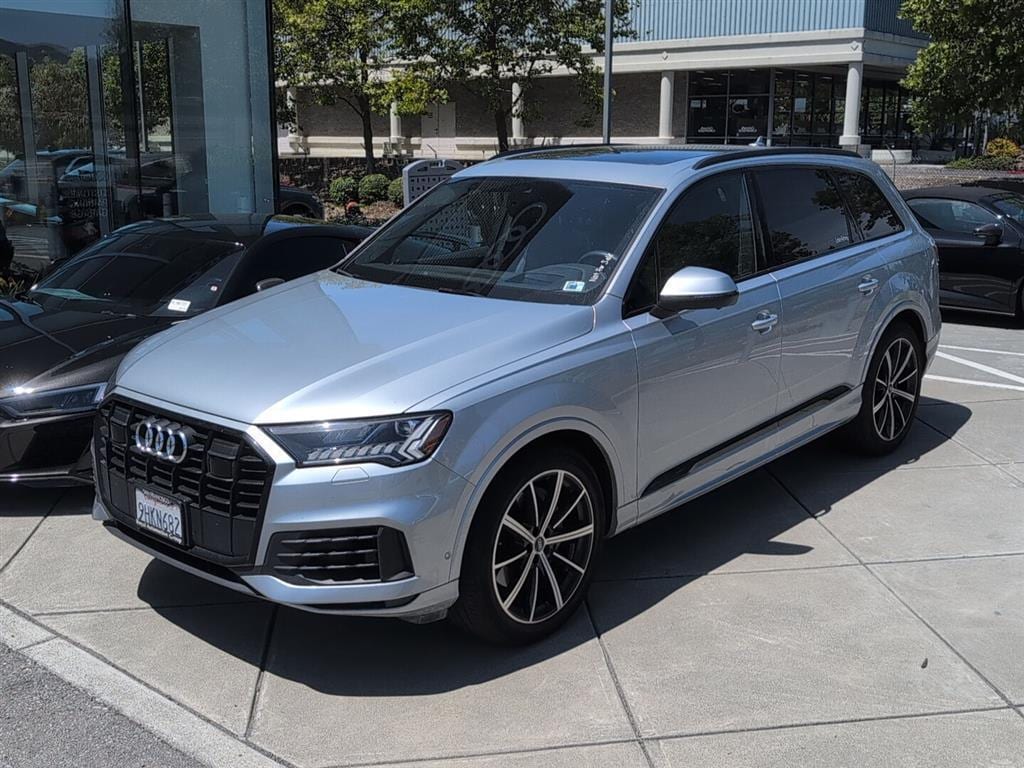 2023 Audi Q7 55 Prestige quattro Tiptronic's photo