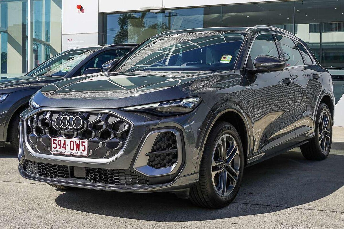 Image about Audi Q5 SUV TDI quattro 150 kW