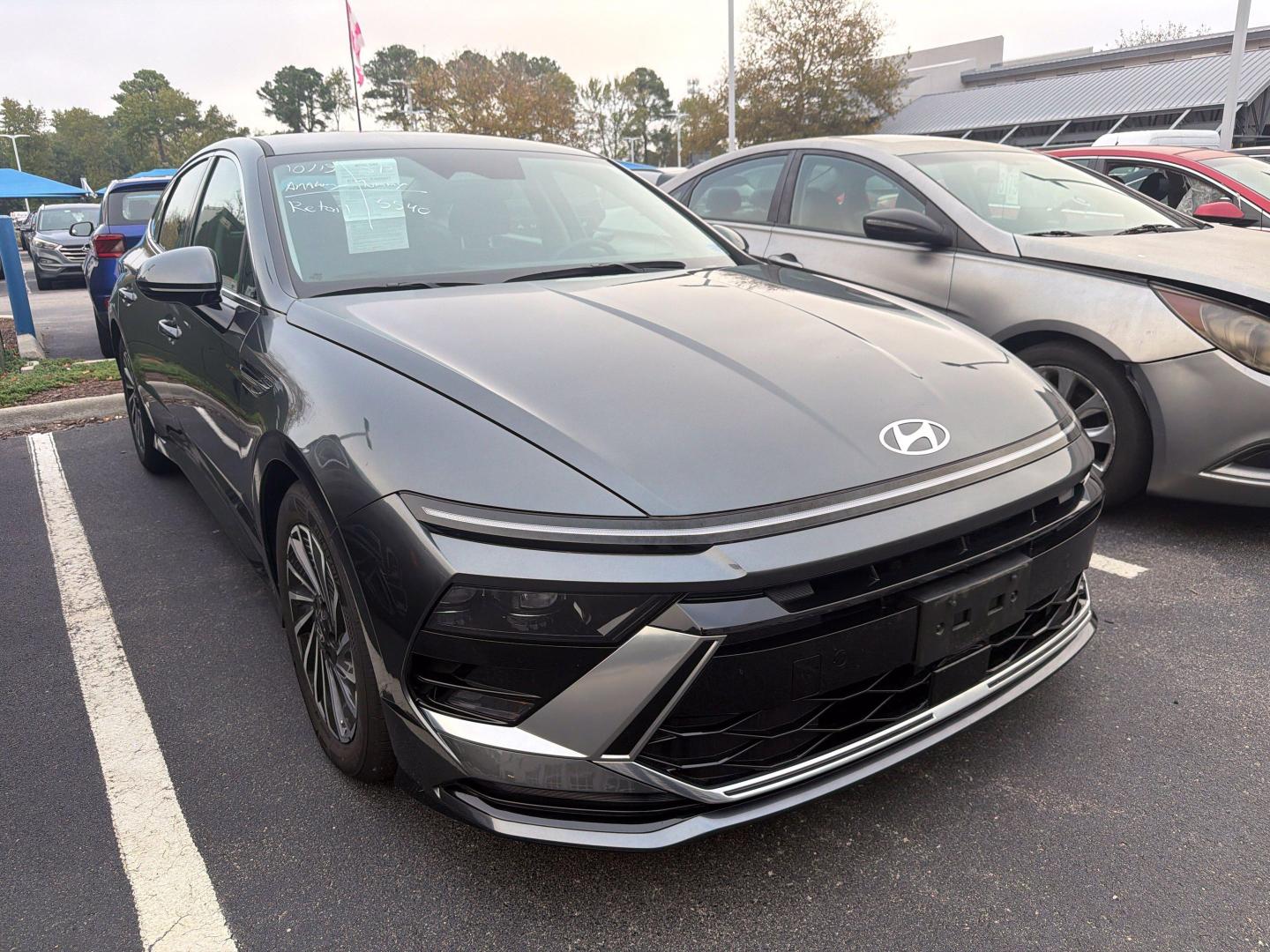 2025 Hyundai Sonata Hybrid